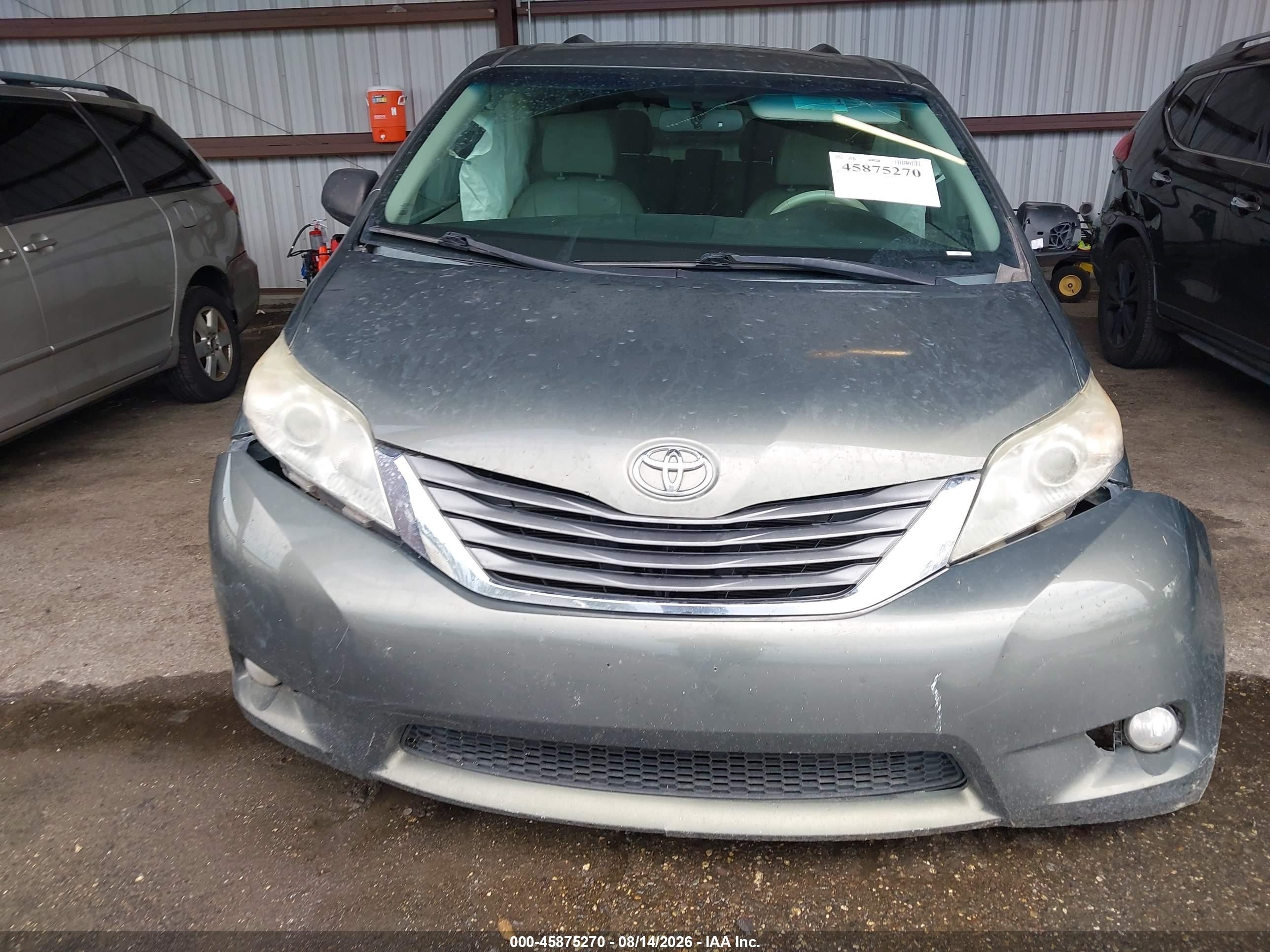 2011 Toyota Sienna Xle V6 Green vin: 5TDYK3DC5BS162595