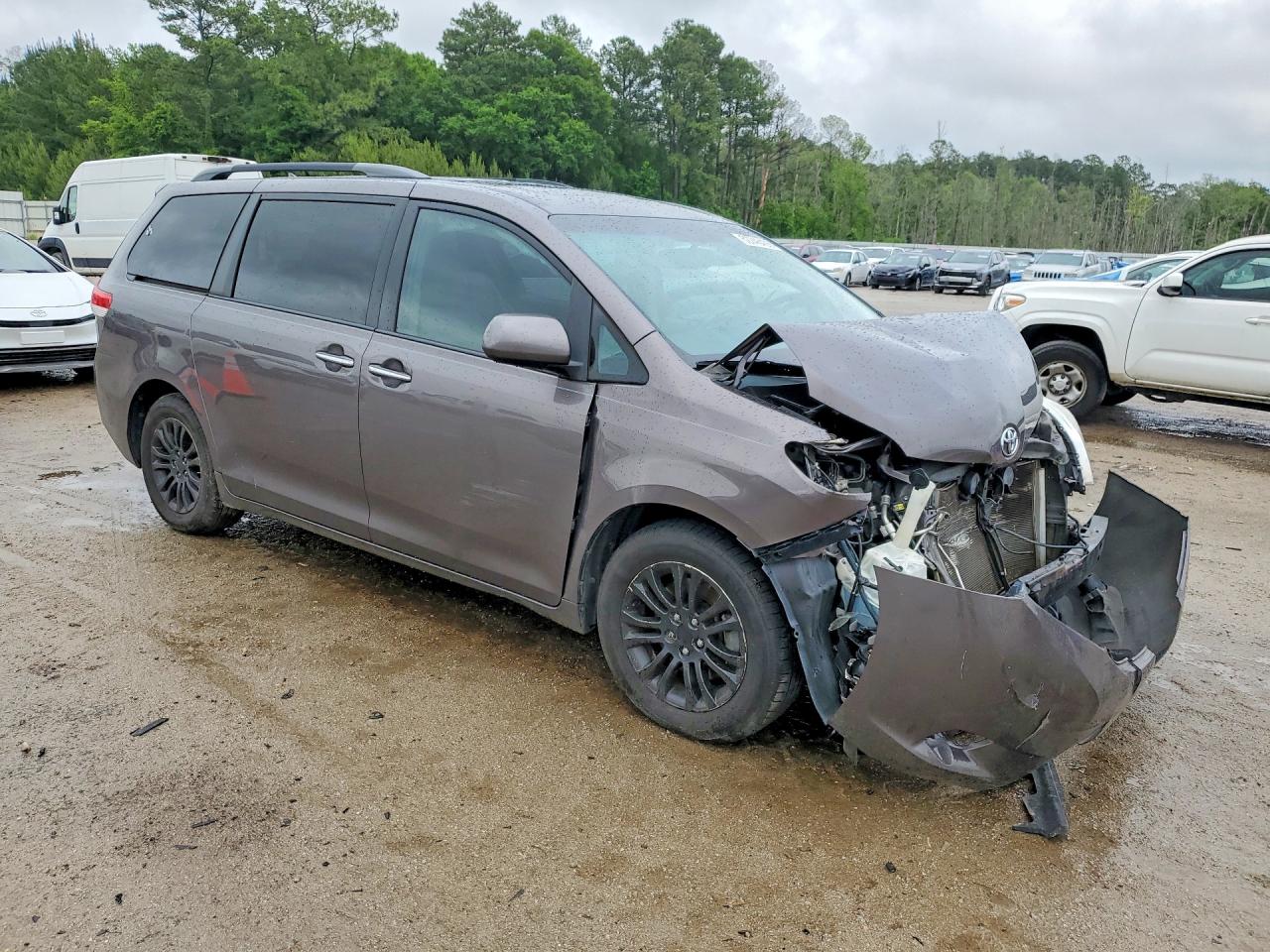 2012 Toyota Sienna Xle 8-passenger Серый vin: 5TDYK3DC5CS192472