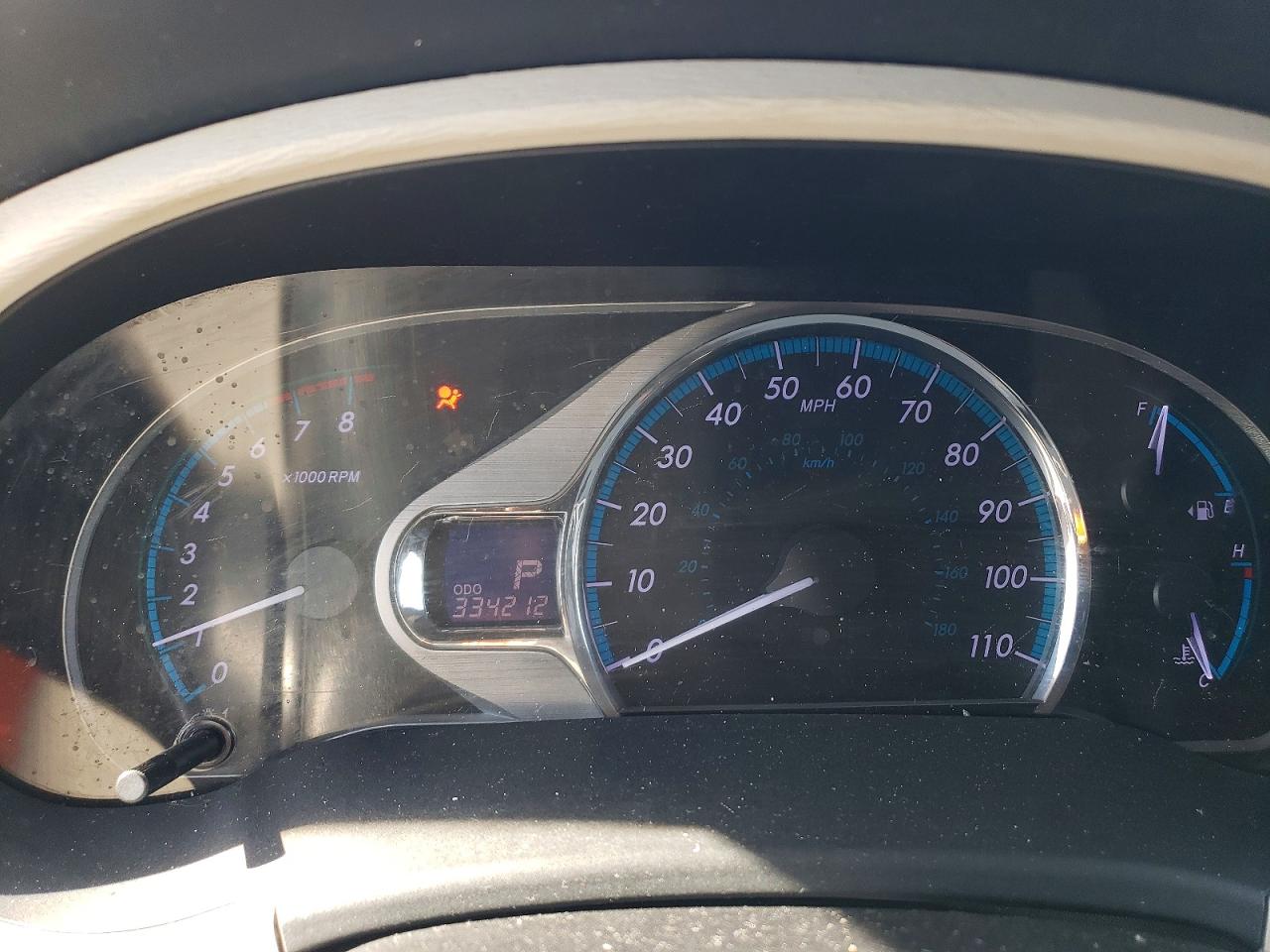 2012 Toyota Sienna Xle 8-passenger White vin: 5TDYK3DC5CS219752