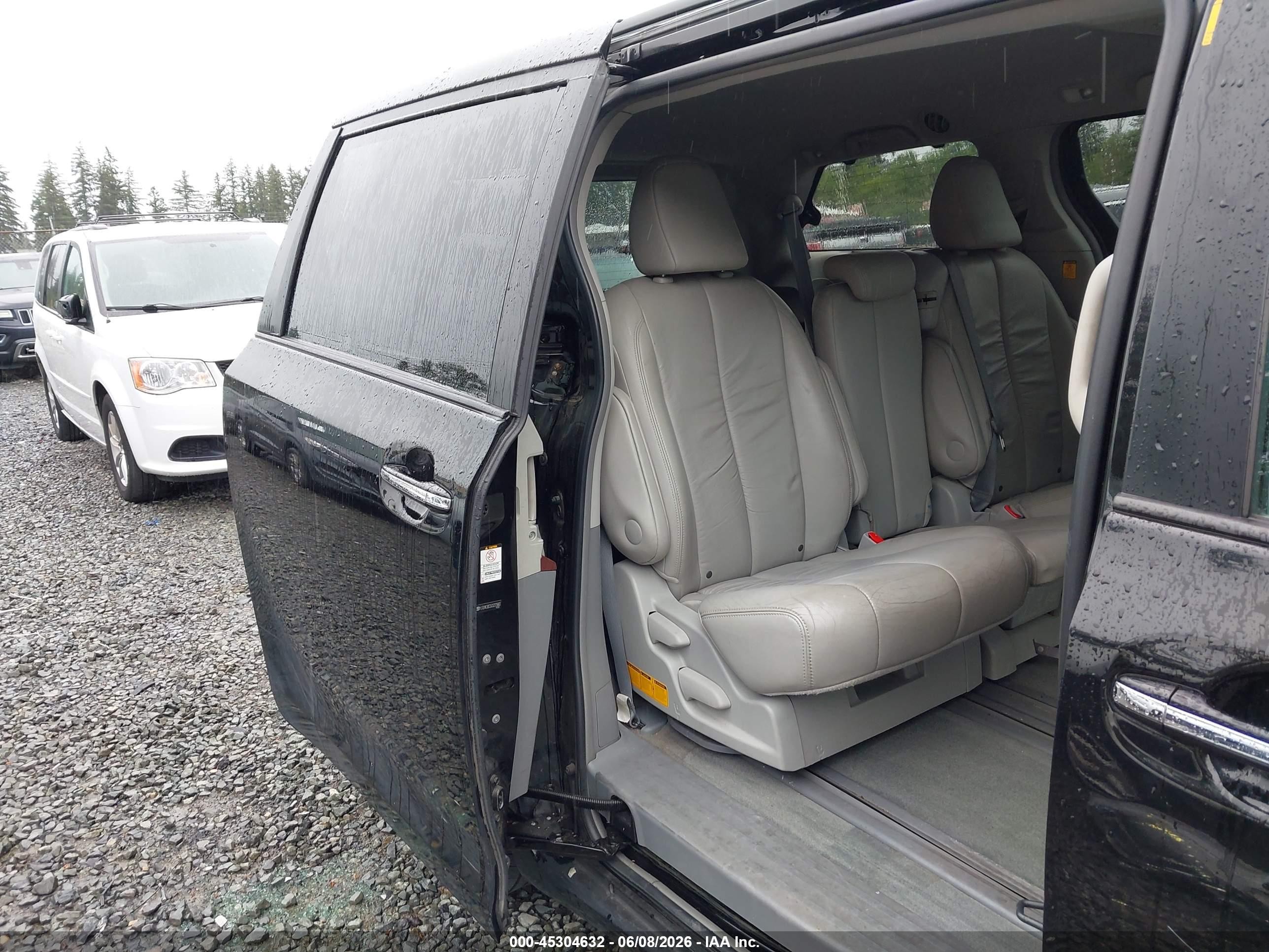 2012 Toyota Sienna Xle V6 8 Passenger Black vin: 5TDYK3DC5CS222683