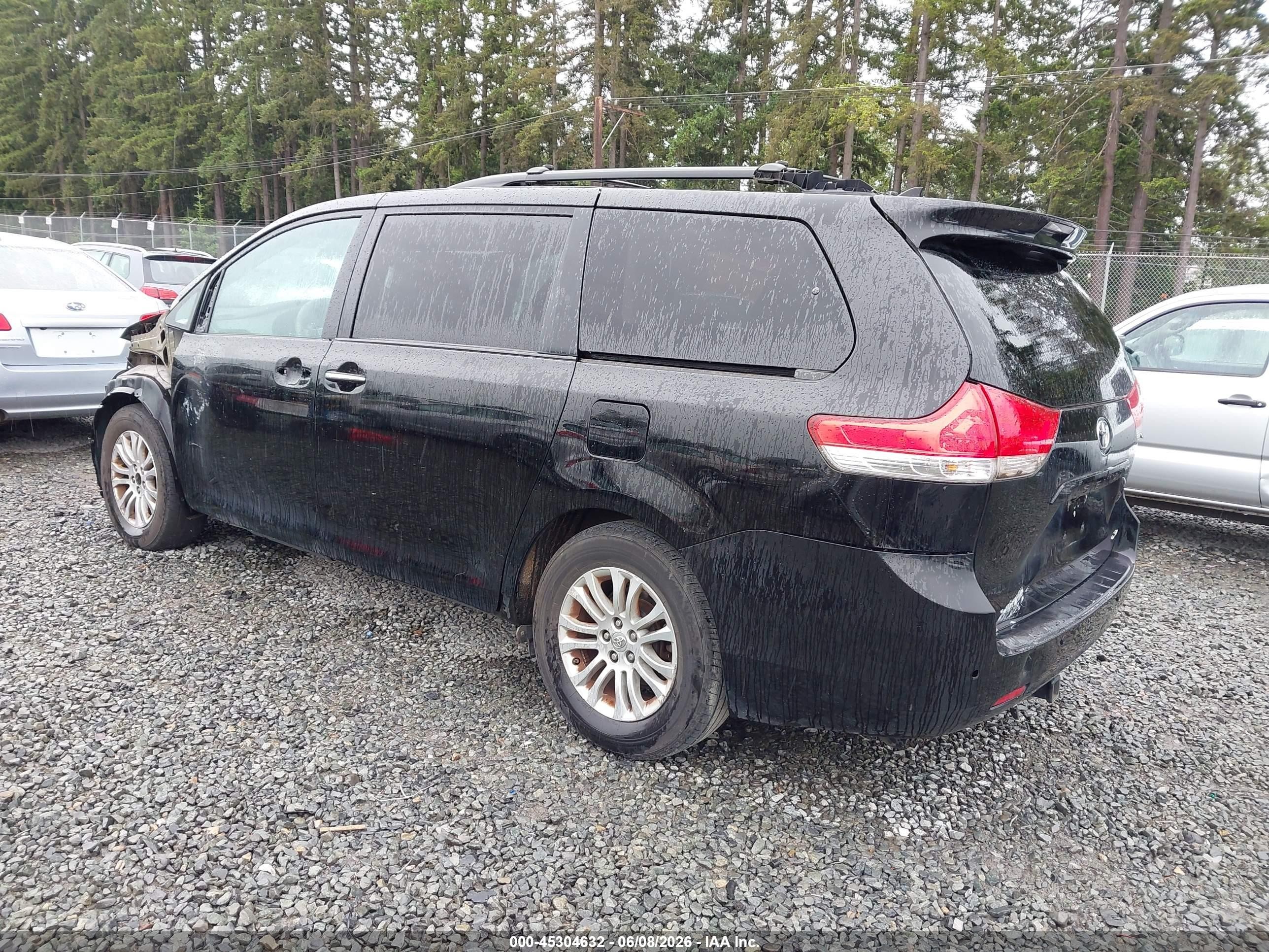 2012 Toyota Sienna Xle V6 8 Passenger Black vin: 5TDYK3DC5CS222683