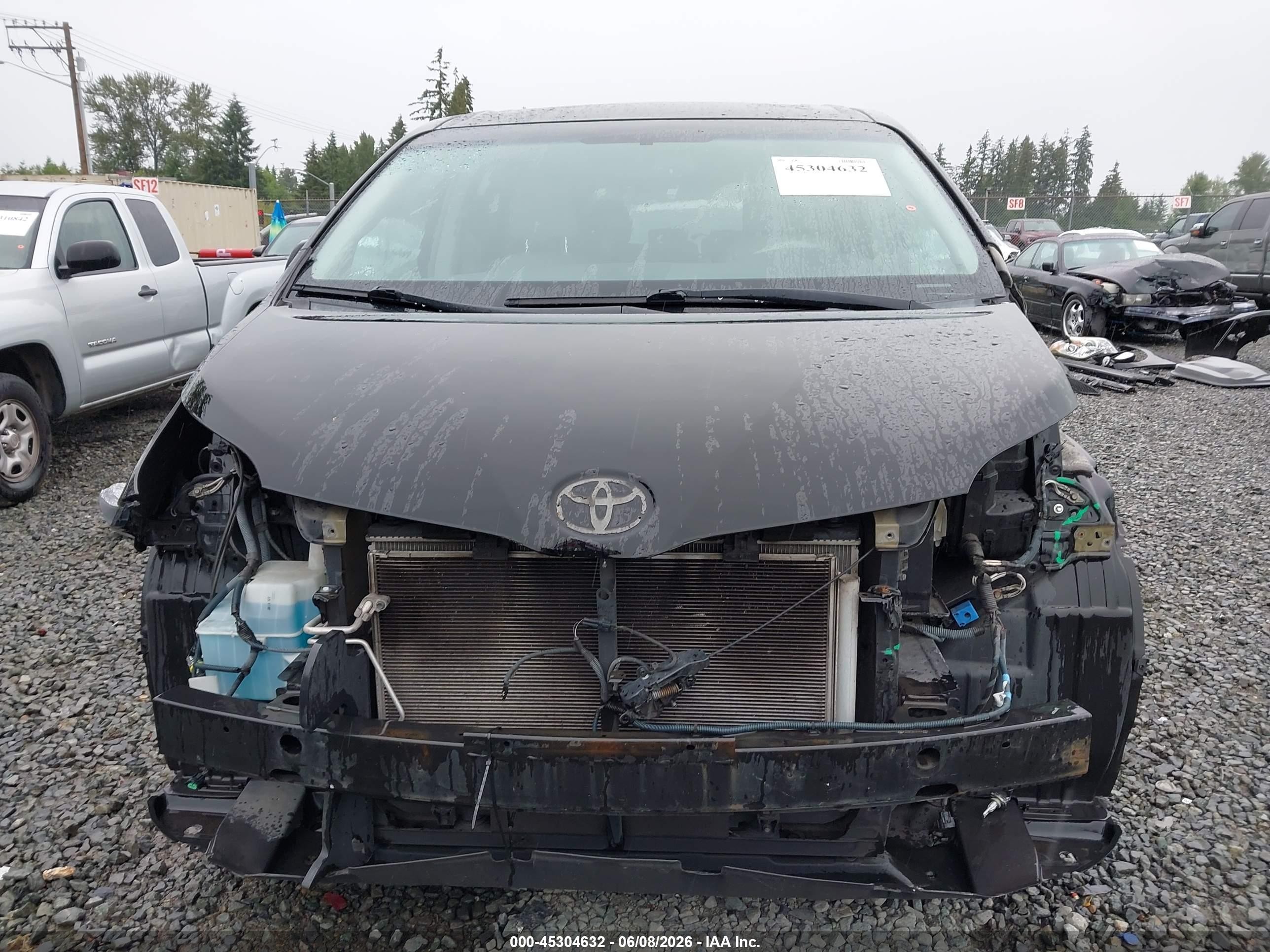 2012 Toyota Sienna Xle V6 8 Passenger Black vin: 5TDYK3DC5CS222683