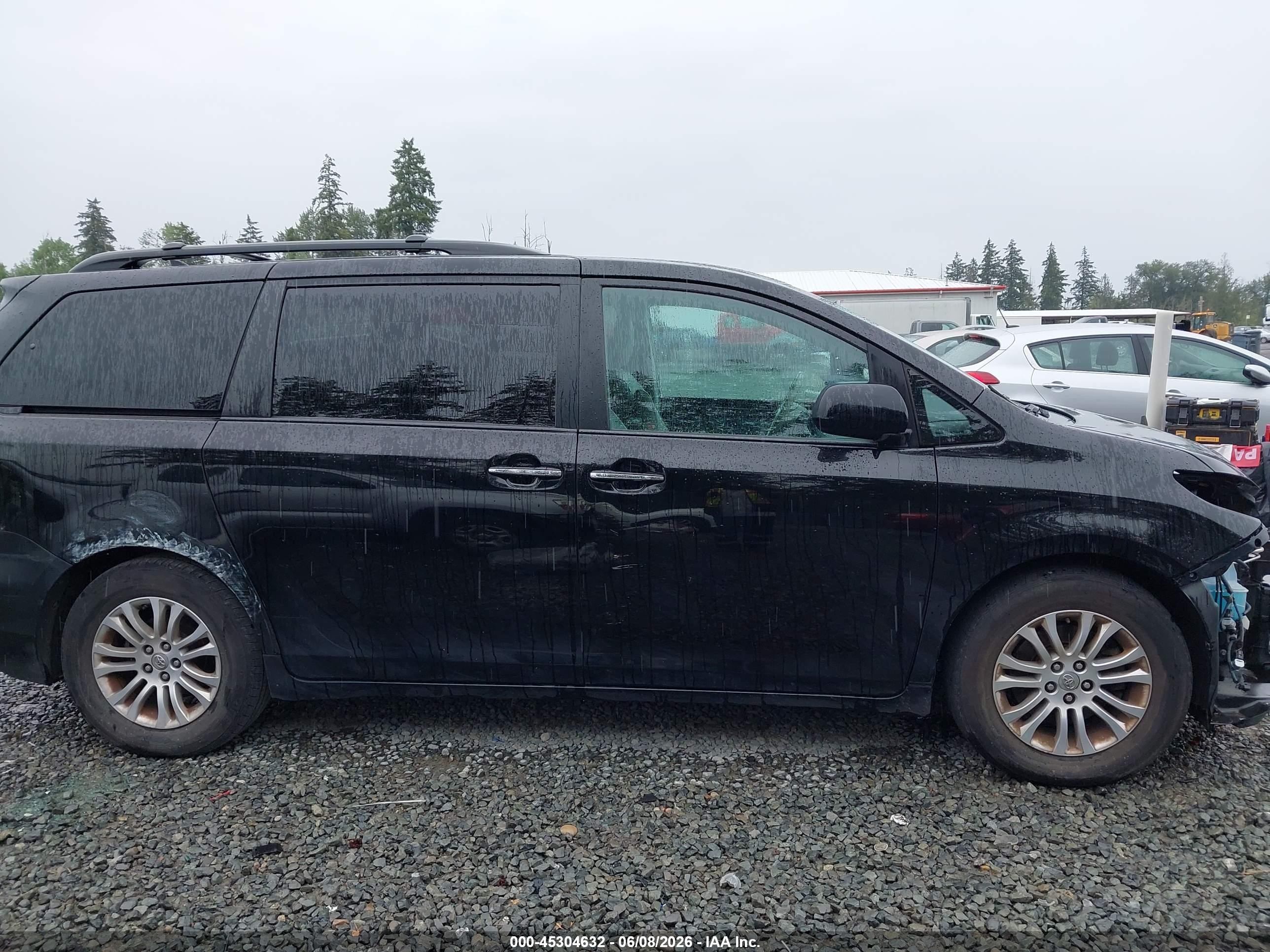 2012 Toyota Sienna Xle V6 8 Passenger Black vin: 5TDYK3DC5CS222683