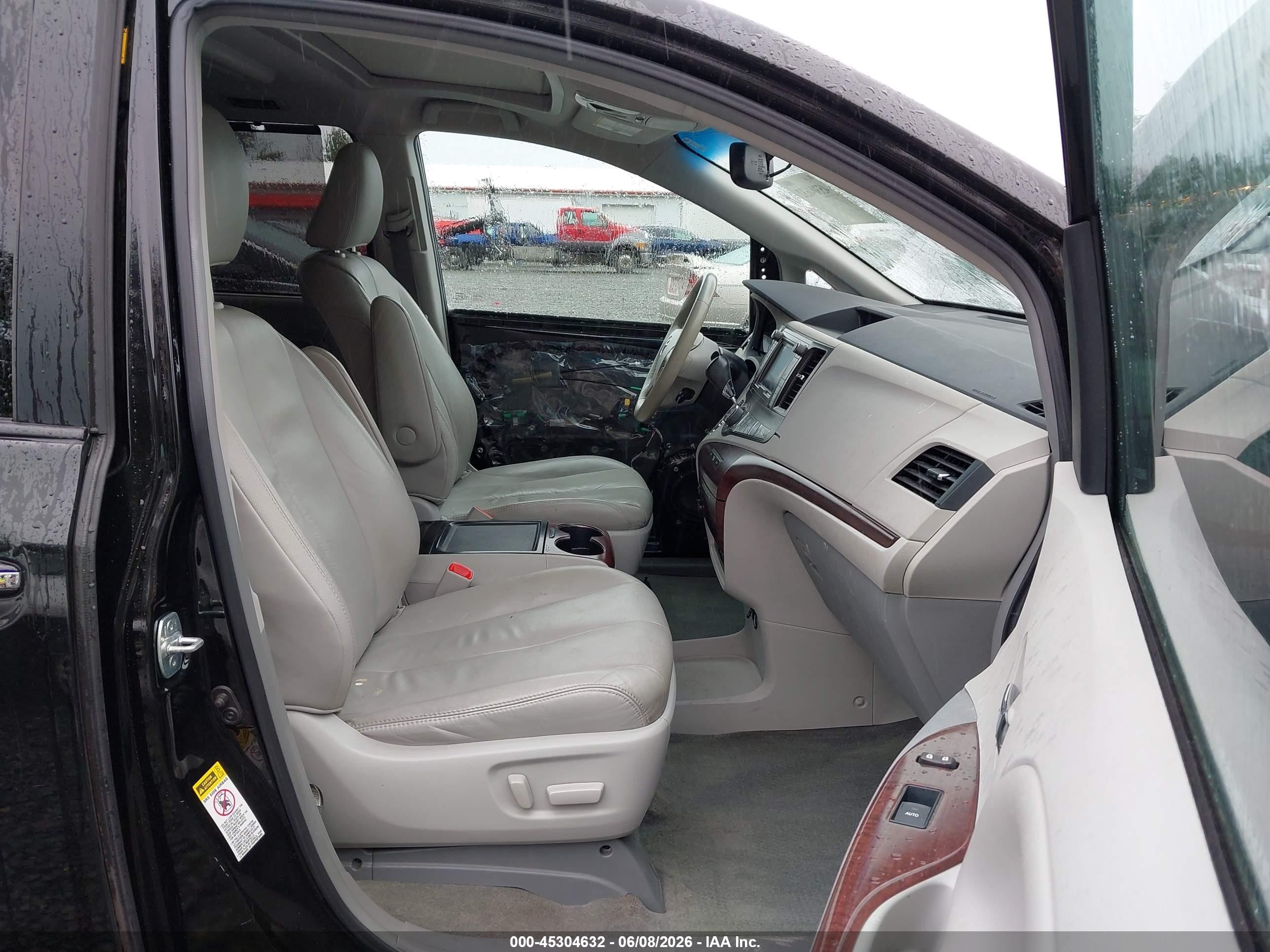 2012 Toyota Sienna Xle V6 8 Passenger Black vin: 5TDYK3DC5CS222683