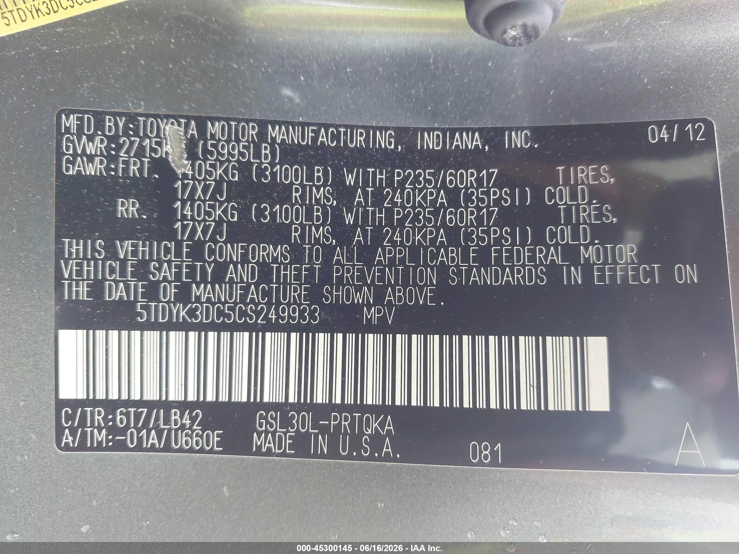 2012 Toyota Sienna Xle V6 8 Passenger Green vin: 5TDYK3DC5CS249933