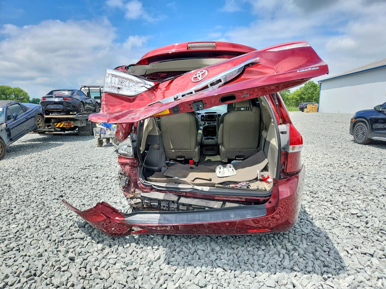 2013 Toyota Sienna Limited 7-passenger Red vin: 5TDYK3DC5DS312921
