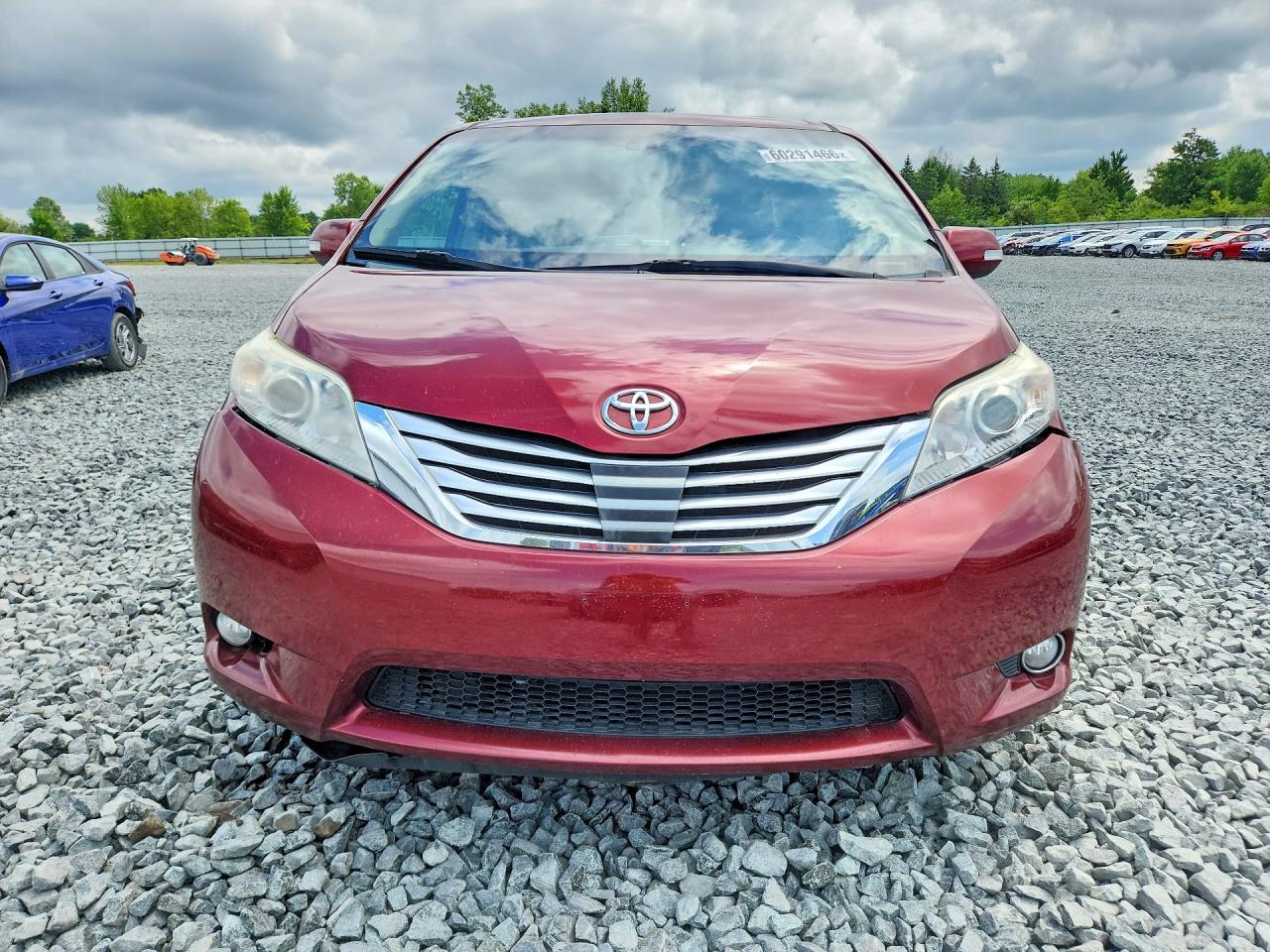 2013 Toyota Sienna Limited 7-passenger Red vin: 5TDYK3DC5DS312921