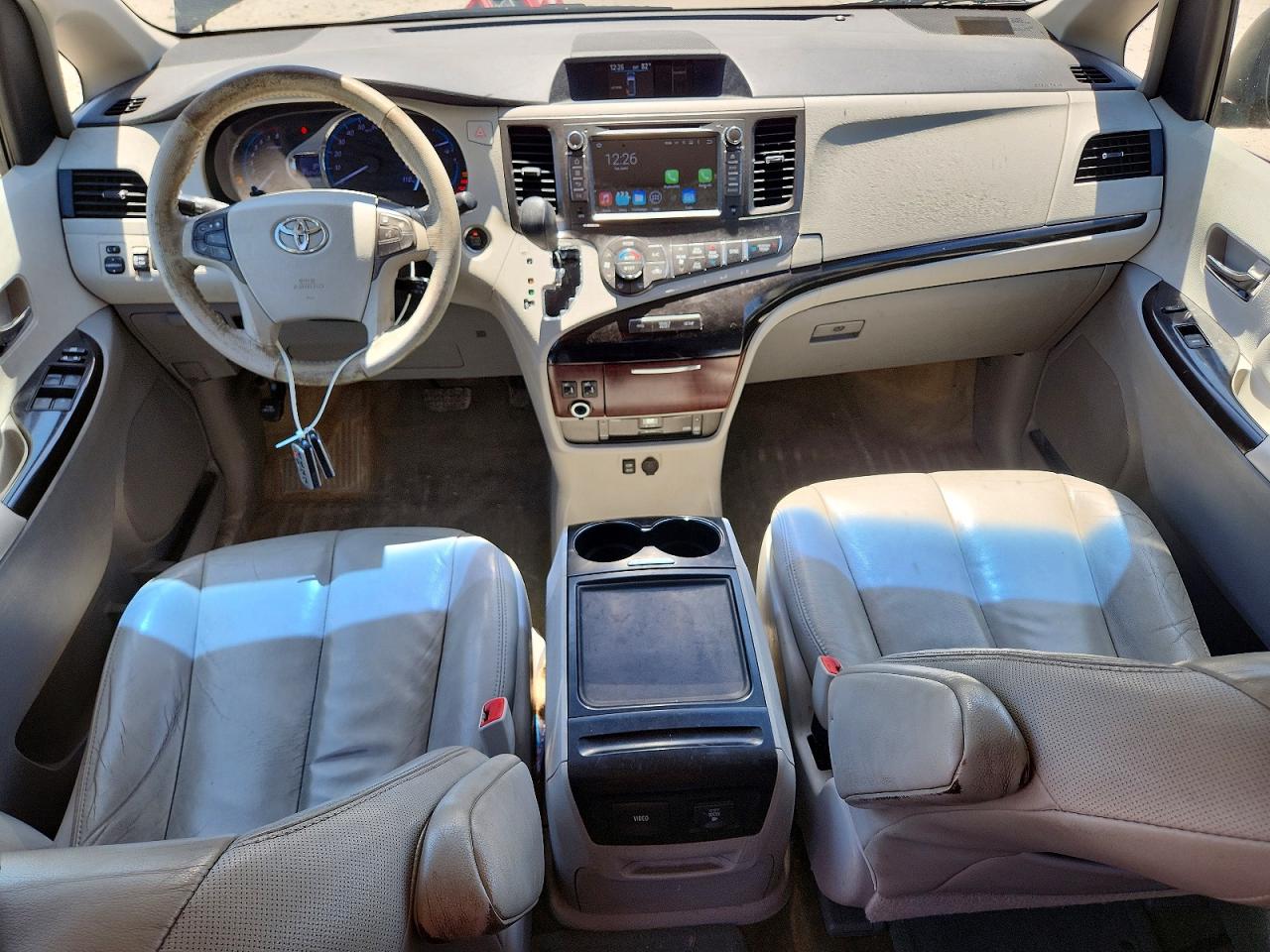 2013 Toyota Sienna Xle 8-passenger Black vin: 5TDYK3DC5DS316502