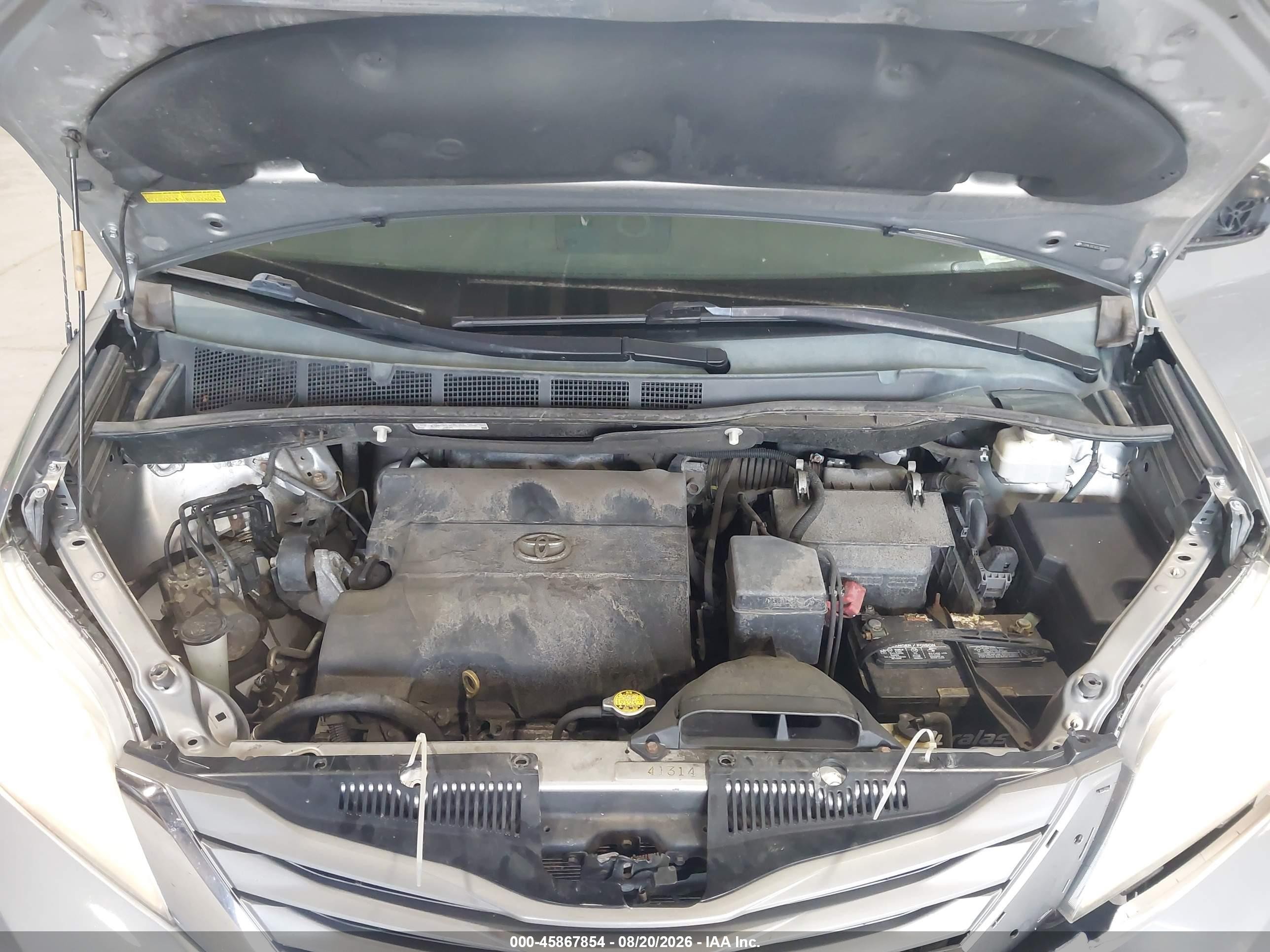 2013 Toyota Sienna Xle V6 8 Passenger Gray vin: 5TDYK3DC5DS388669