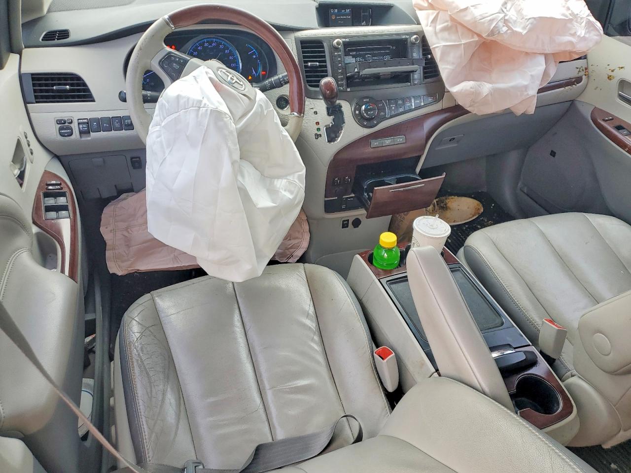2014 Toyota Sienna Limited 7-passenger Черный vin: 5TDYK3DC5ES430419