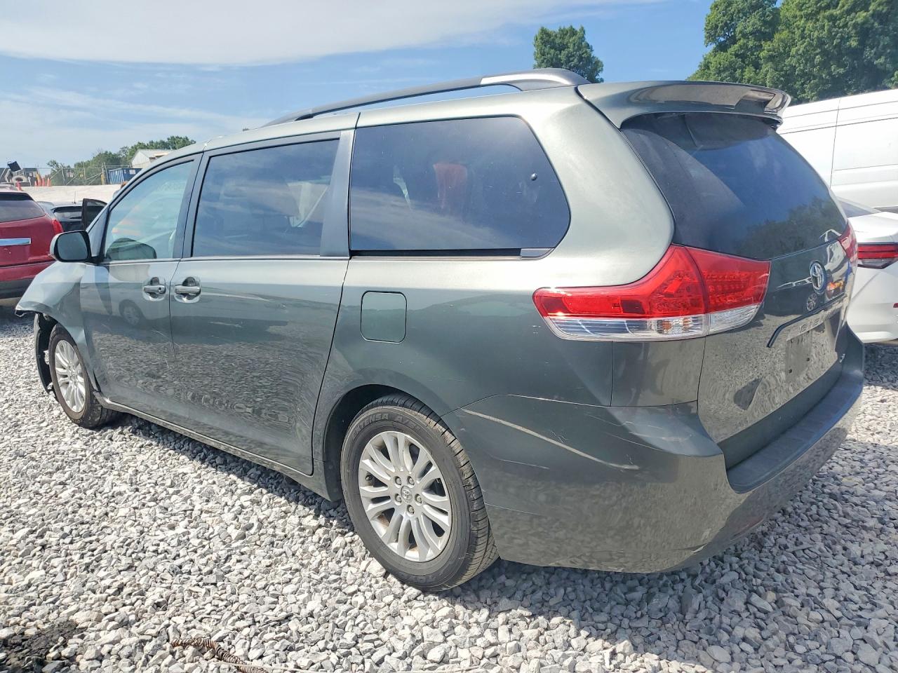 2014 Toyota Sienna Xle 8-passenger Gray vin: 5TDYK3DC5ES515681