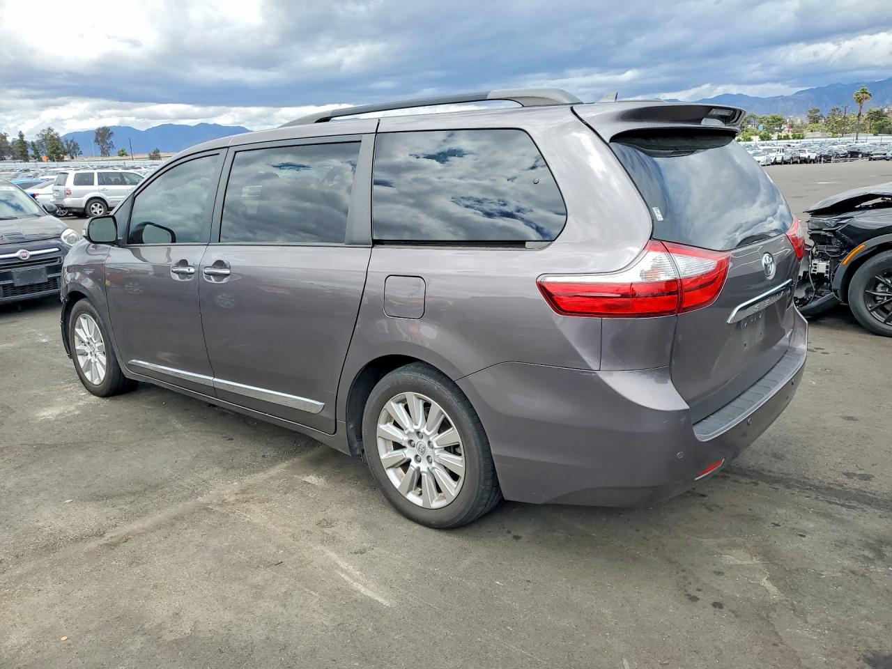 2015 Toyota Sienna Limited Premium 7-passenger Charcoal vin: 5TDYK3DC5FS578216