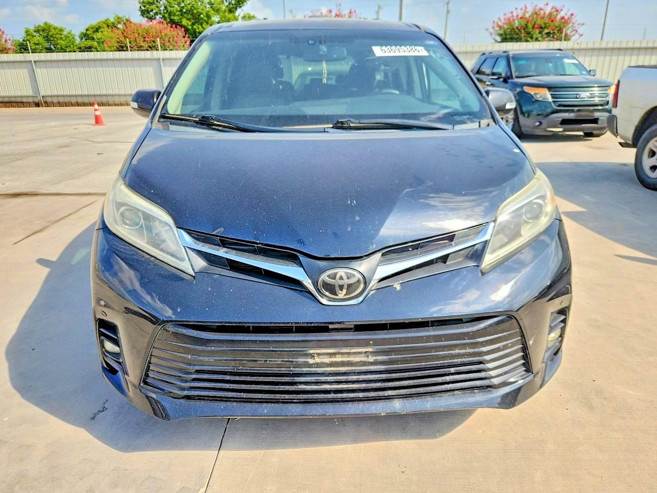 2015 Toyota Sienna Limited Premium 7-passenger Black vin: 5TDYK3DC5FS617984