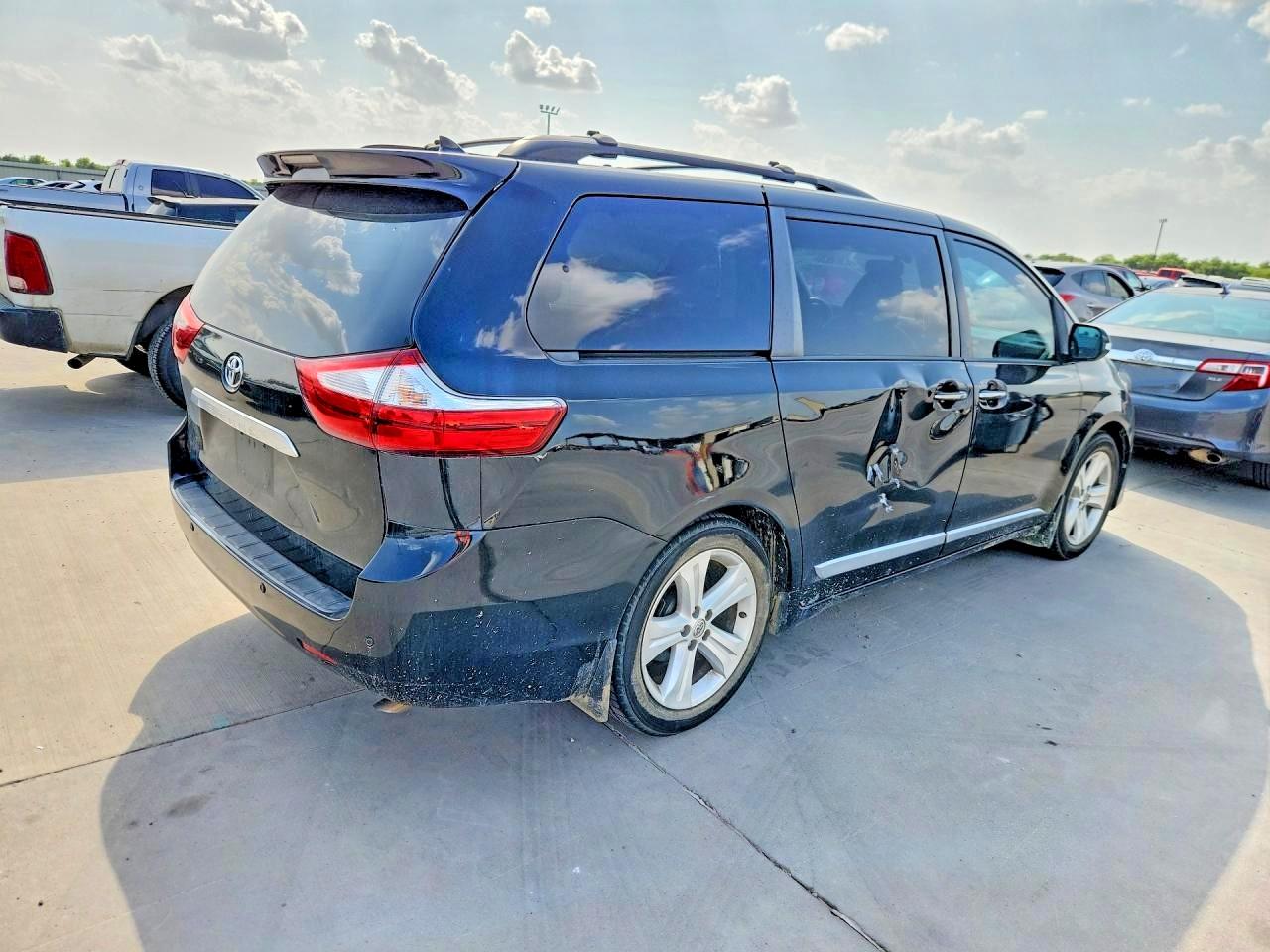 2015 Toyota Sienna Limited Premium 7-passenger Black vin: 5TDYK3DC5FS617984
