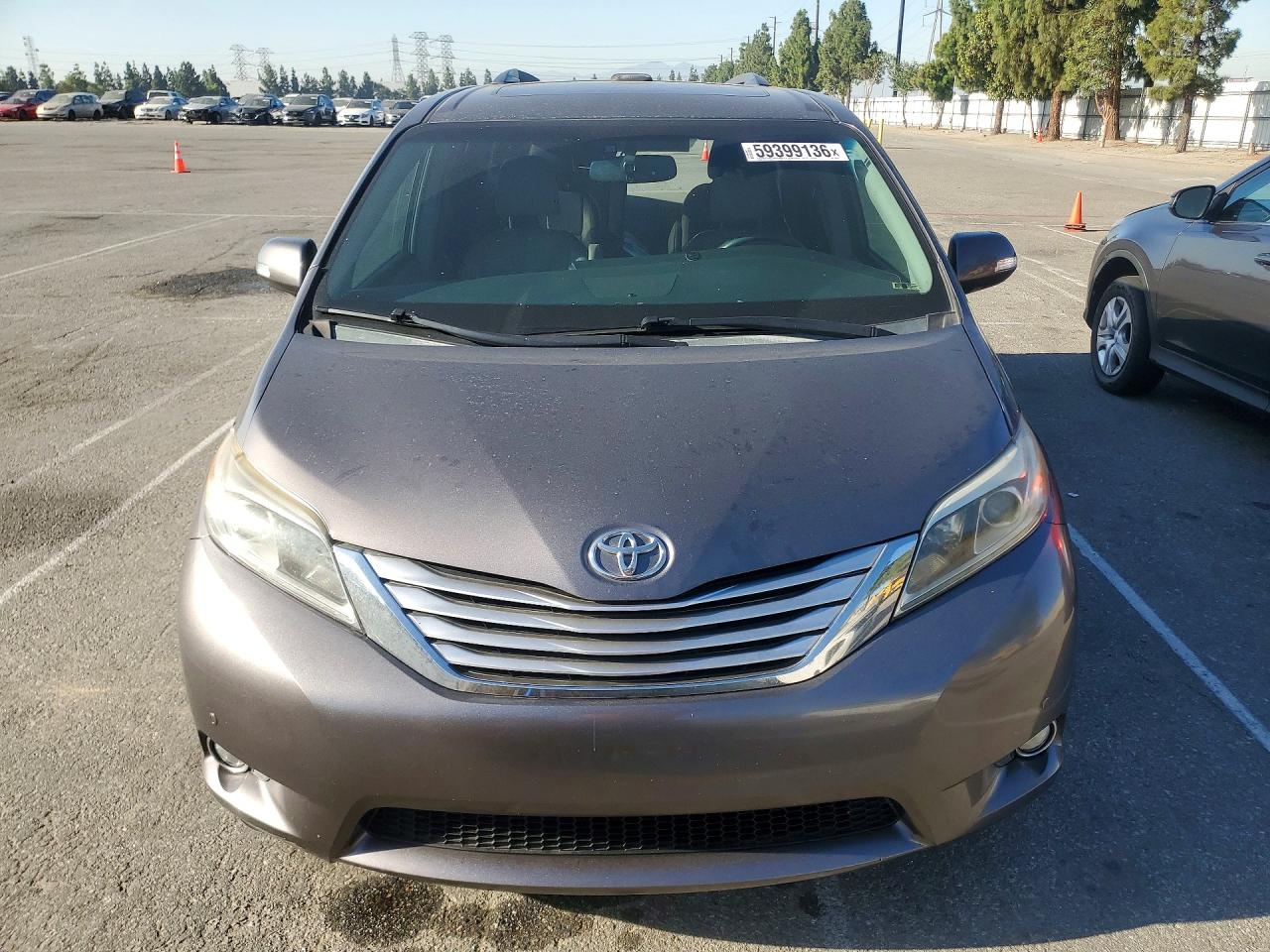 2015 Toyota Sienna Limited Premium 7-passenger Gray vin: 5TDYK3DC5FS682396