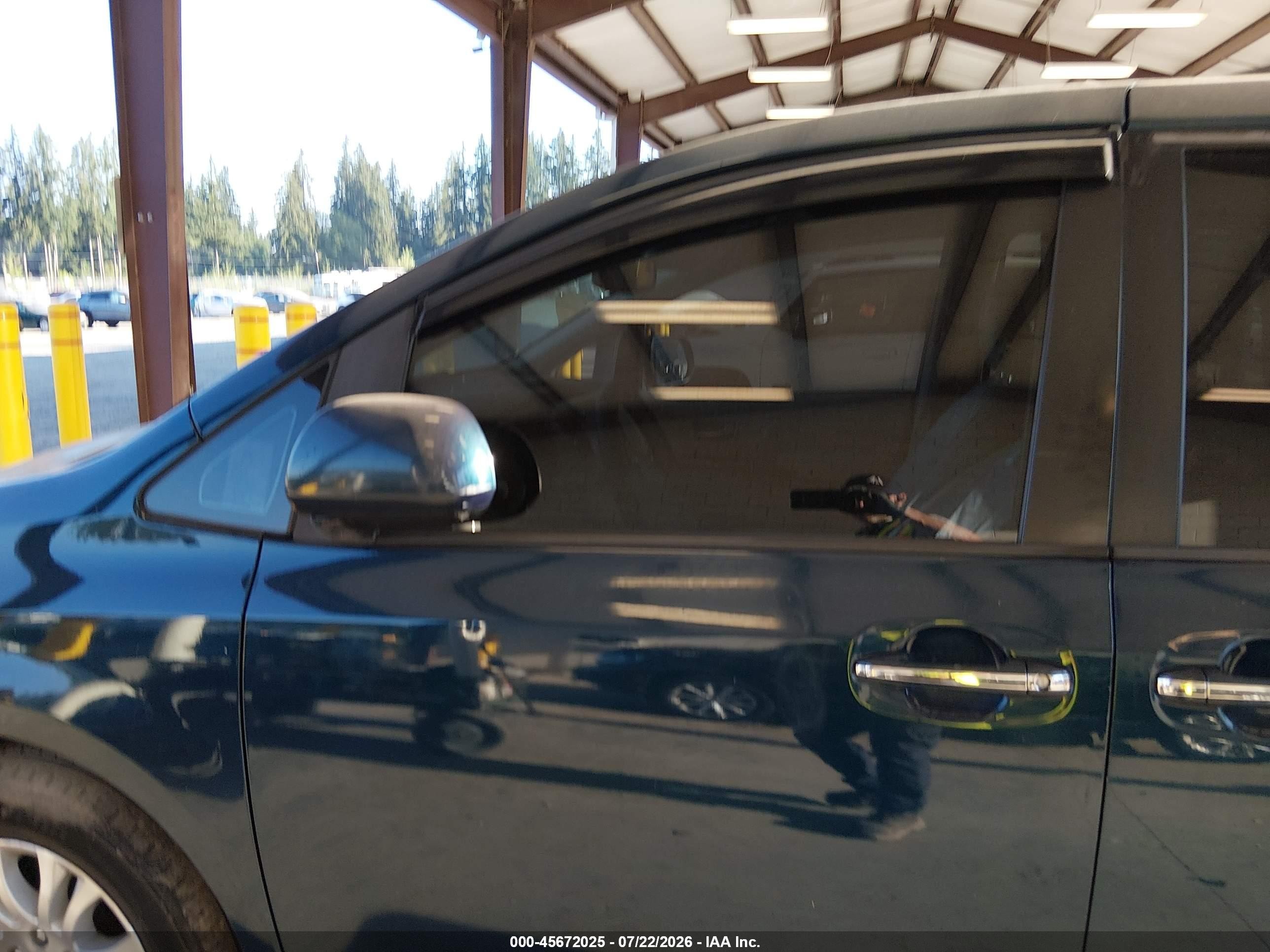 2011 Toyota Sienna Xle V6 Green vin: 5TDYK3DC6BS102373