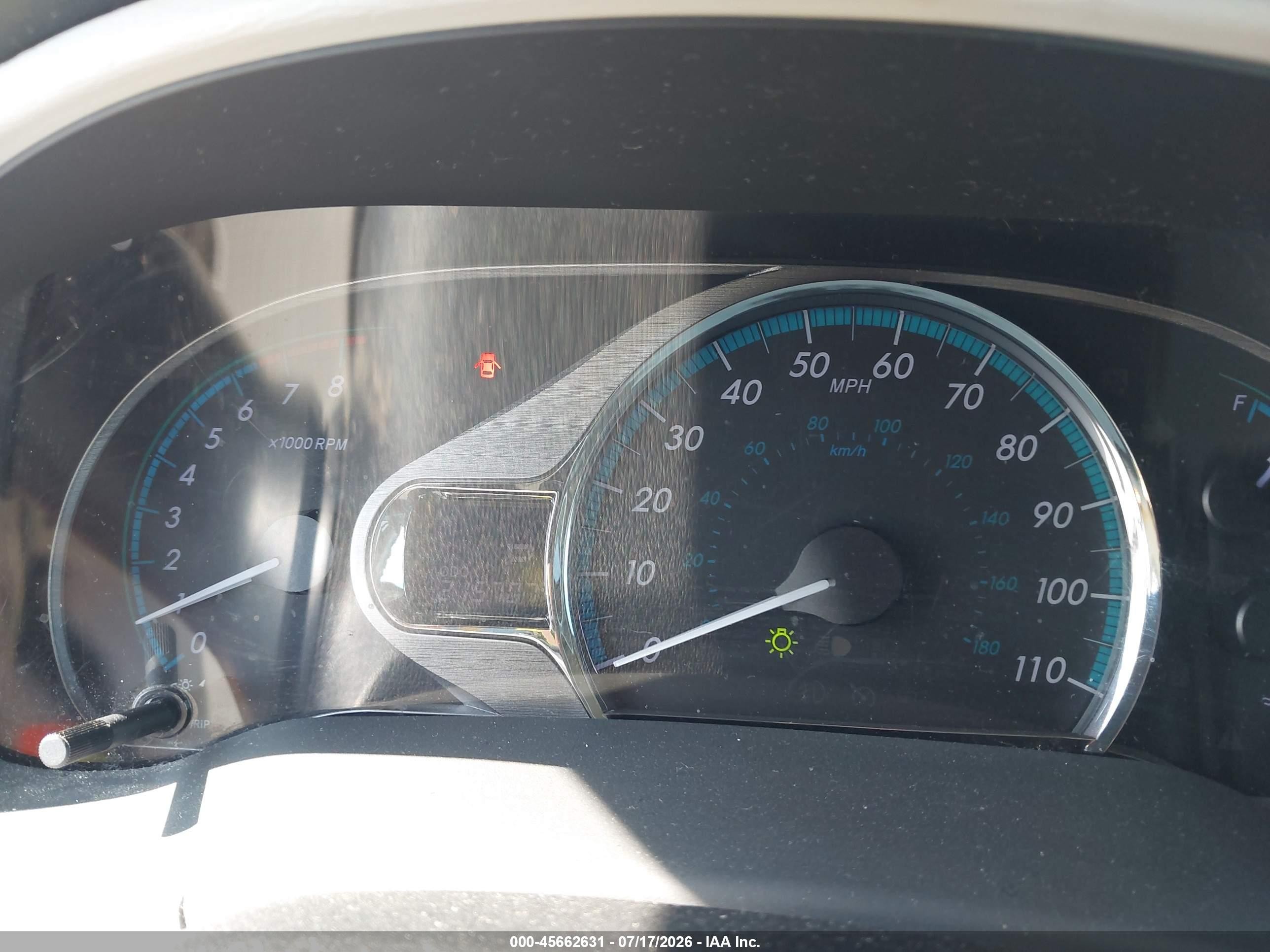 2011 Toyota Sienna Xle V6 Серый vin: 5TDYK3DC6BS153582