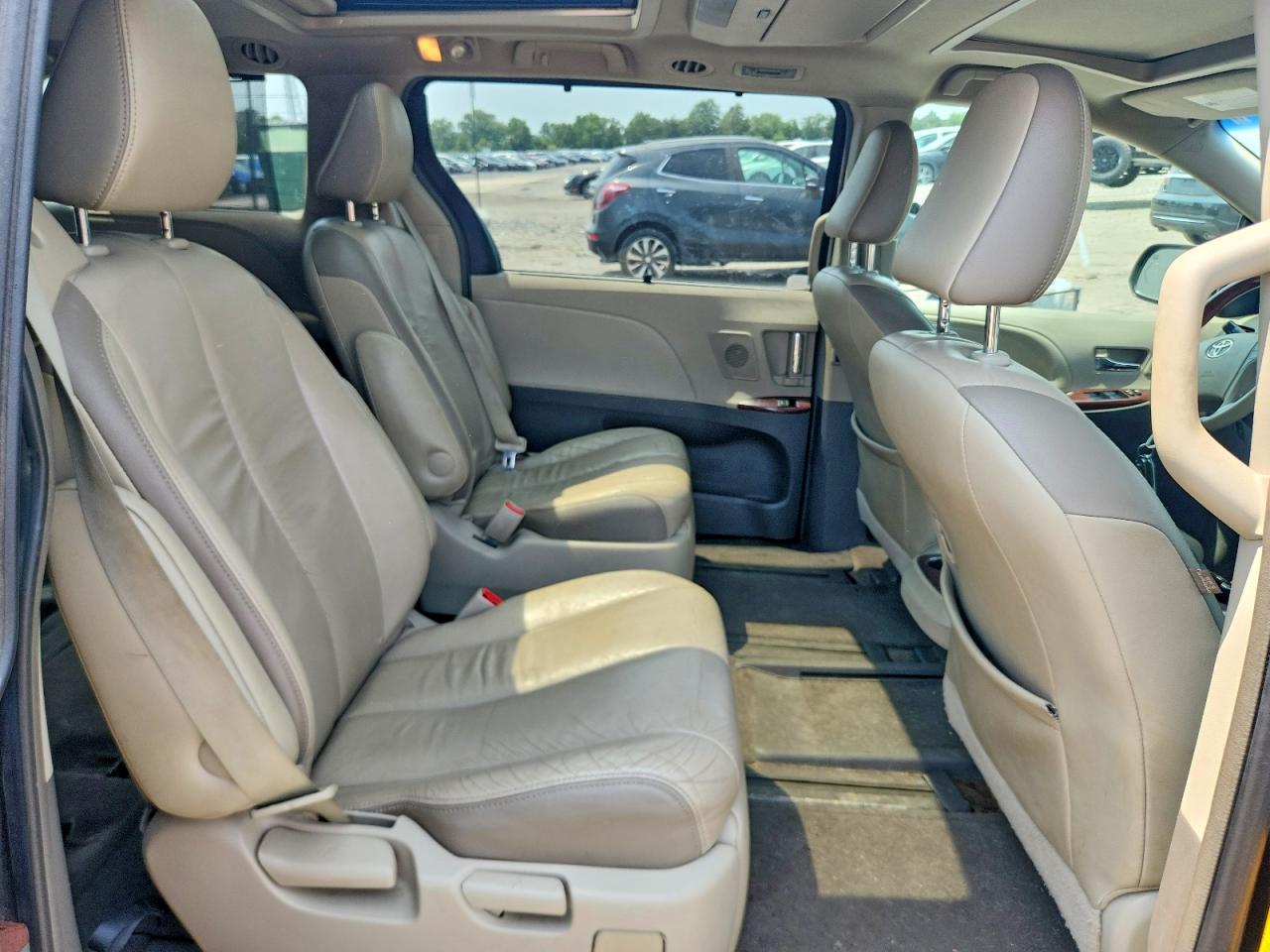 2012 Toyota Sienna Limited 7-passenger Black vin: 5TDYK3DC6CS231800