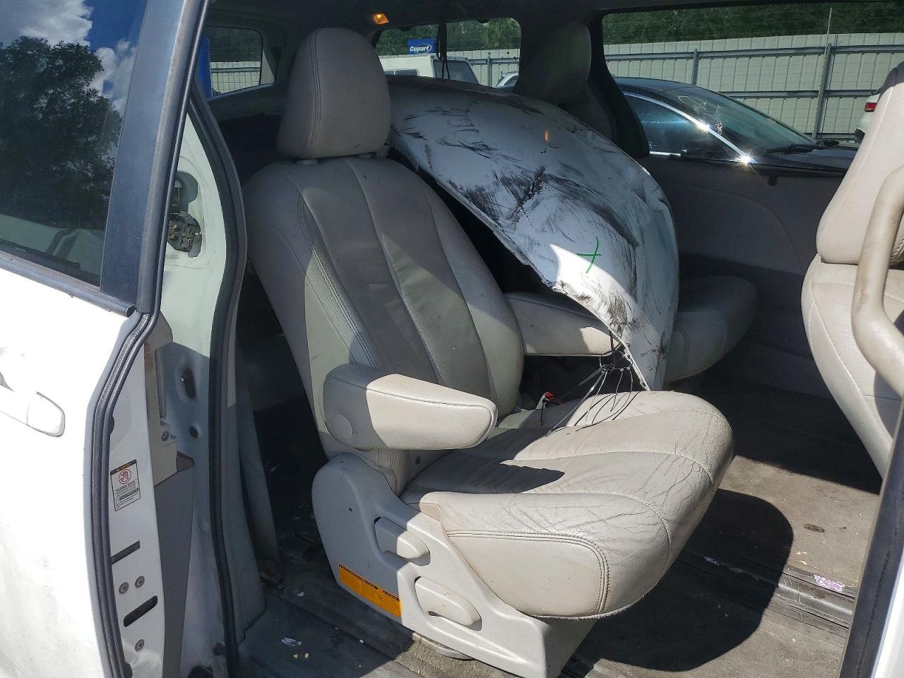 2012 Toyota Sienna Xle 8-passenger Белый vin: 5TDYK3DC6CS259001