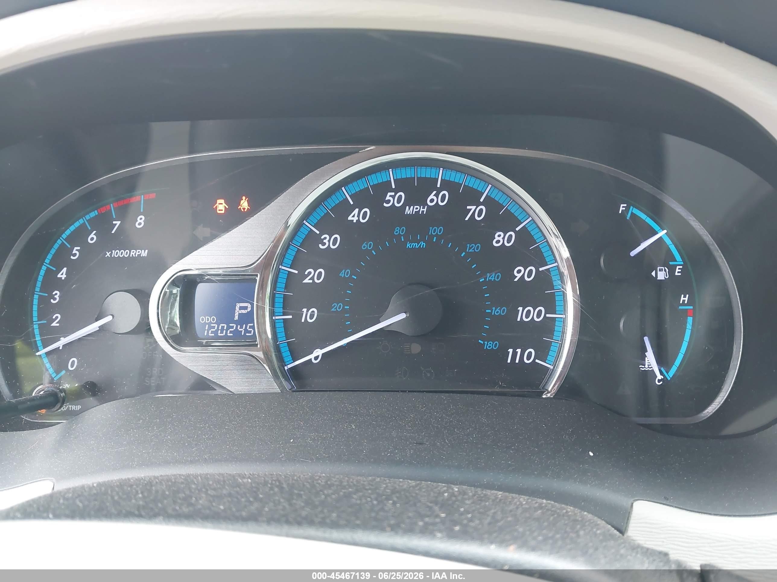 2012 Toyota Sienna Xle V6 8 Passenger Silver vin: 5TDYK3DC6CS268295