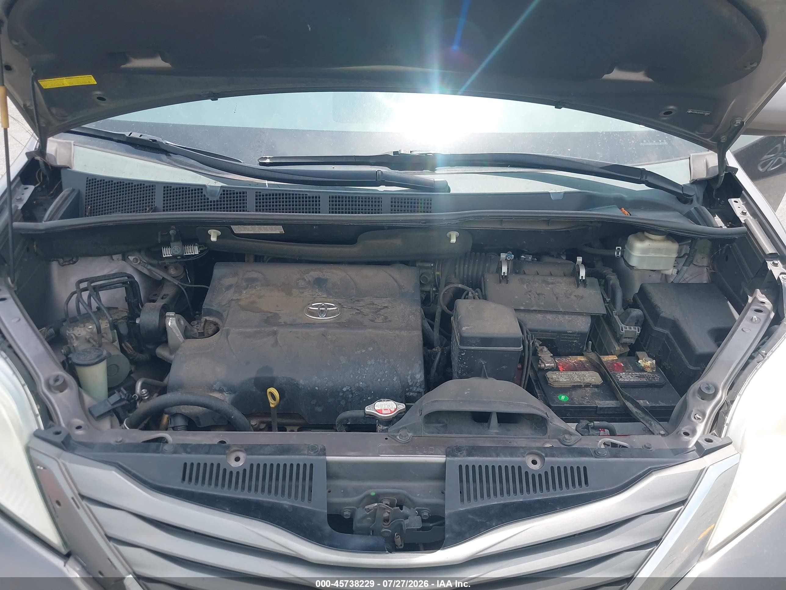 2013 Toyota Sienna Xle V6 8 Passenger Gray vin: 5TDYK3DC6DS310840