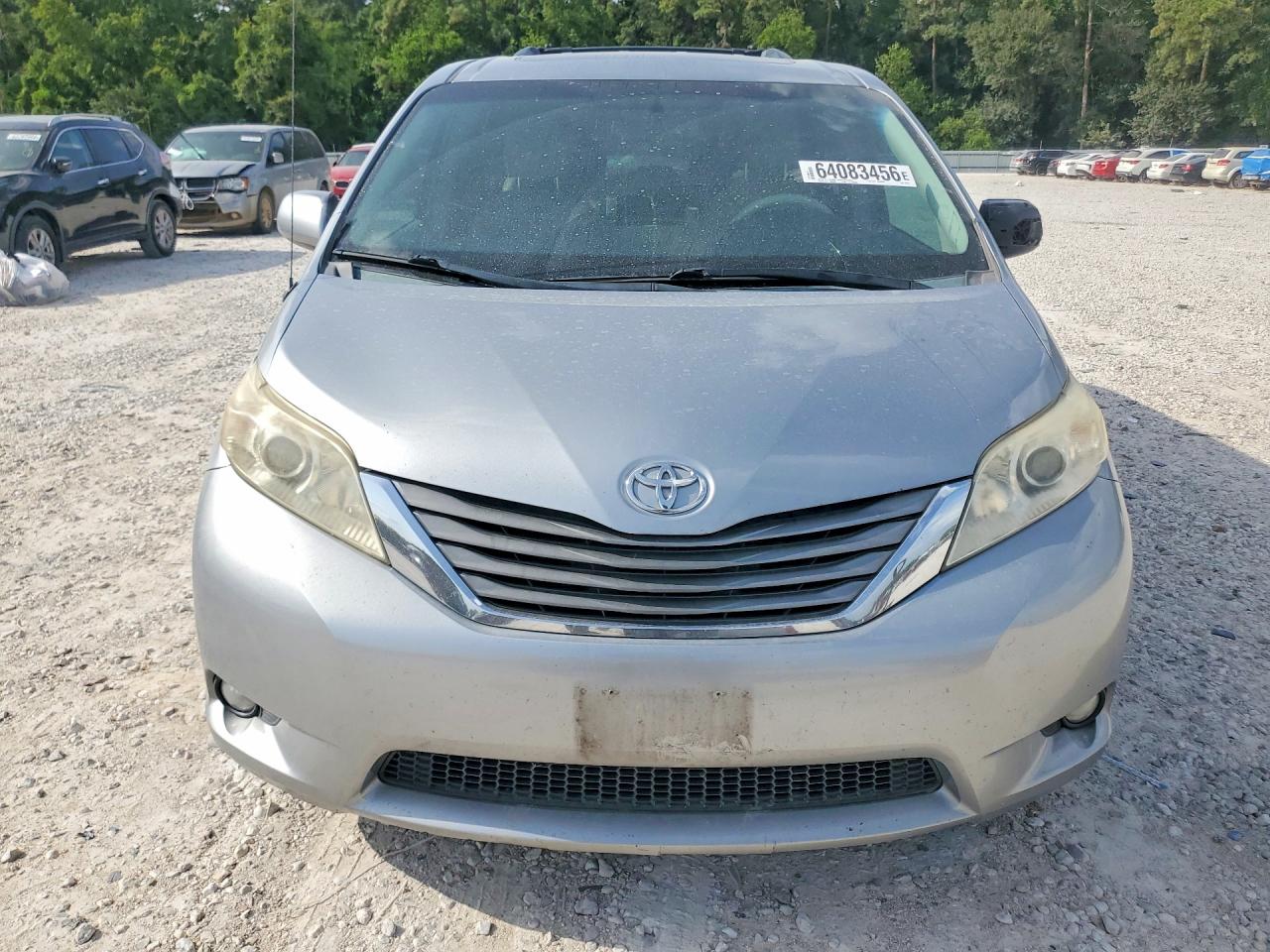2013 Toyota Sienna Xle 8-passenger Серебряный vin: 5TDYK3DC6DS324463