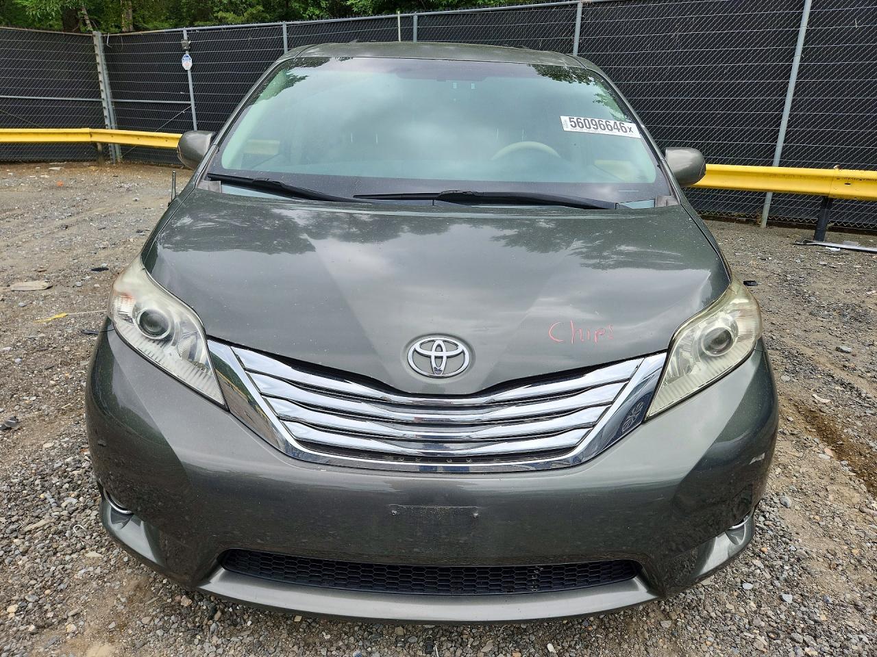 2013 Toyota Sienna Xle 8-passenger Серый vin: 5TDYK3DC6DS359746