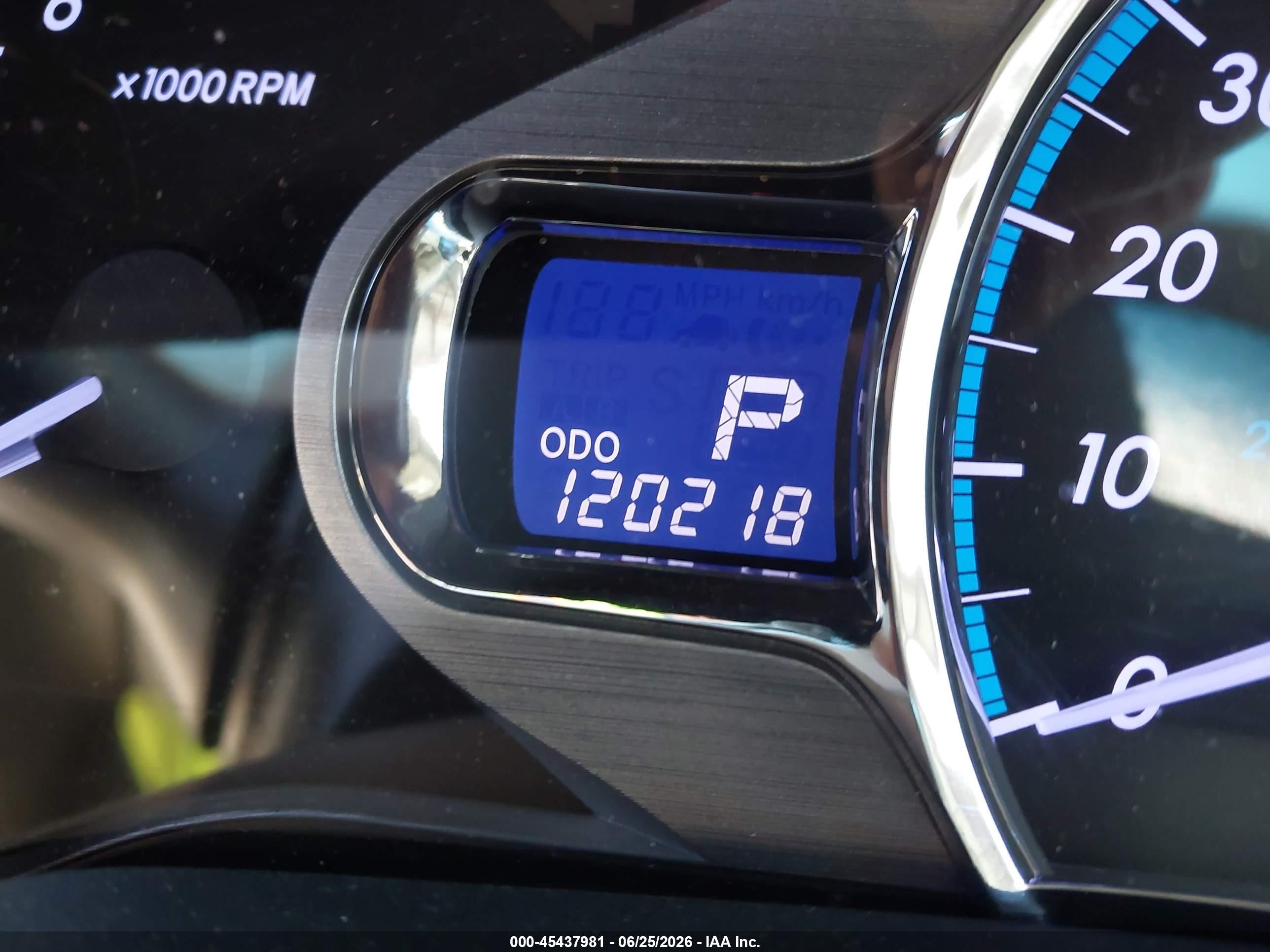 2013 Toyota Sienna Limited V6 7 Passenger White vin: 5TDYK3DC6DS372979