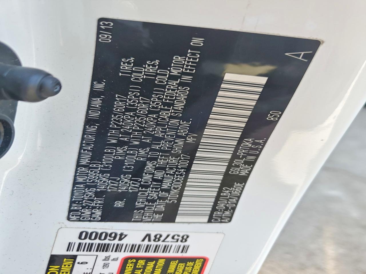 2014 Toyota Sienna White vin: 5TDYK3DC6ES410017