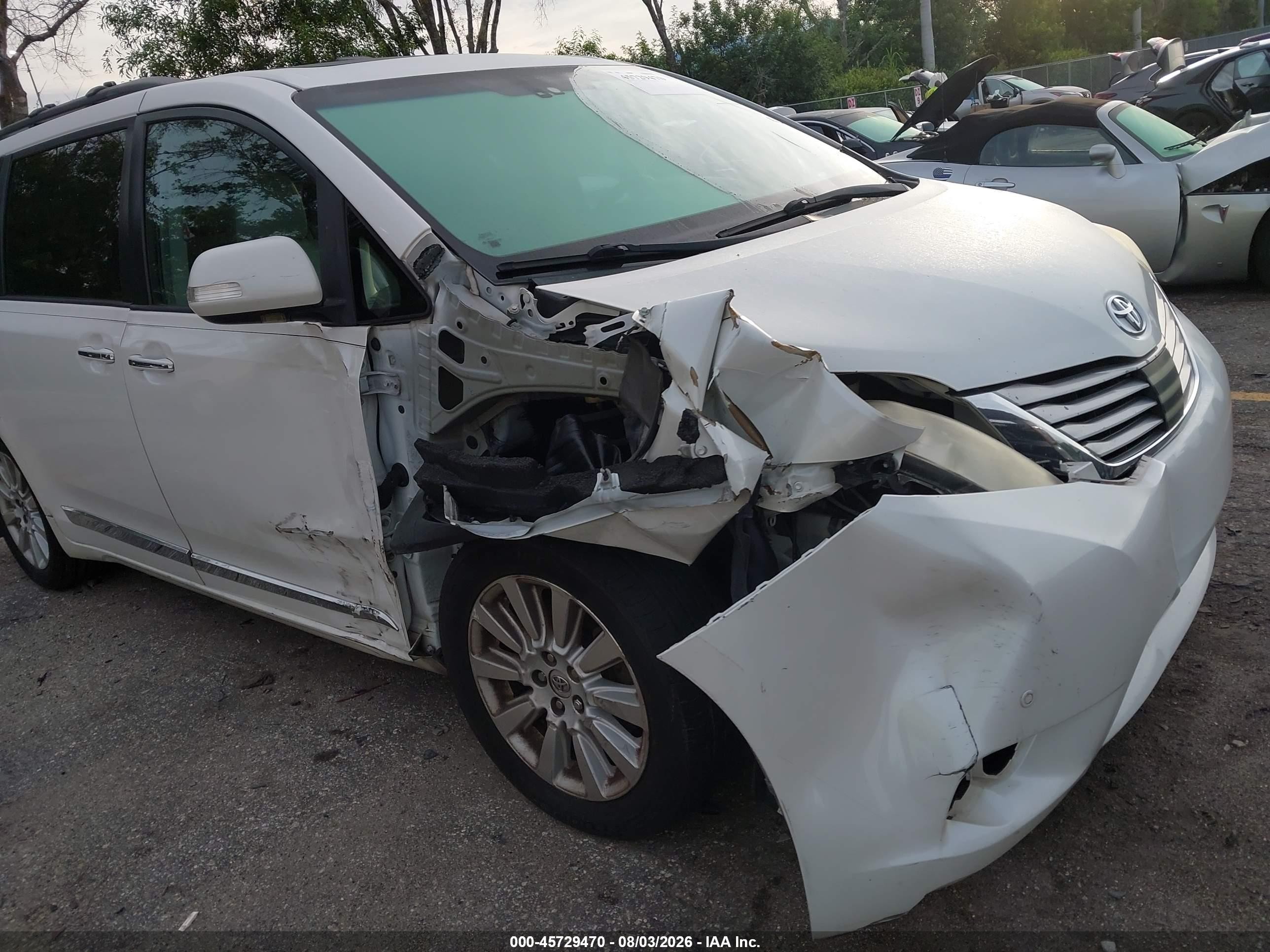 2014 Toyota Sienna Limited V6 7 Passenger Белый vin: 5TDYK3DC6ES456995