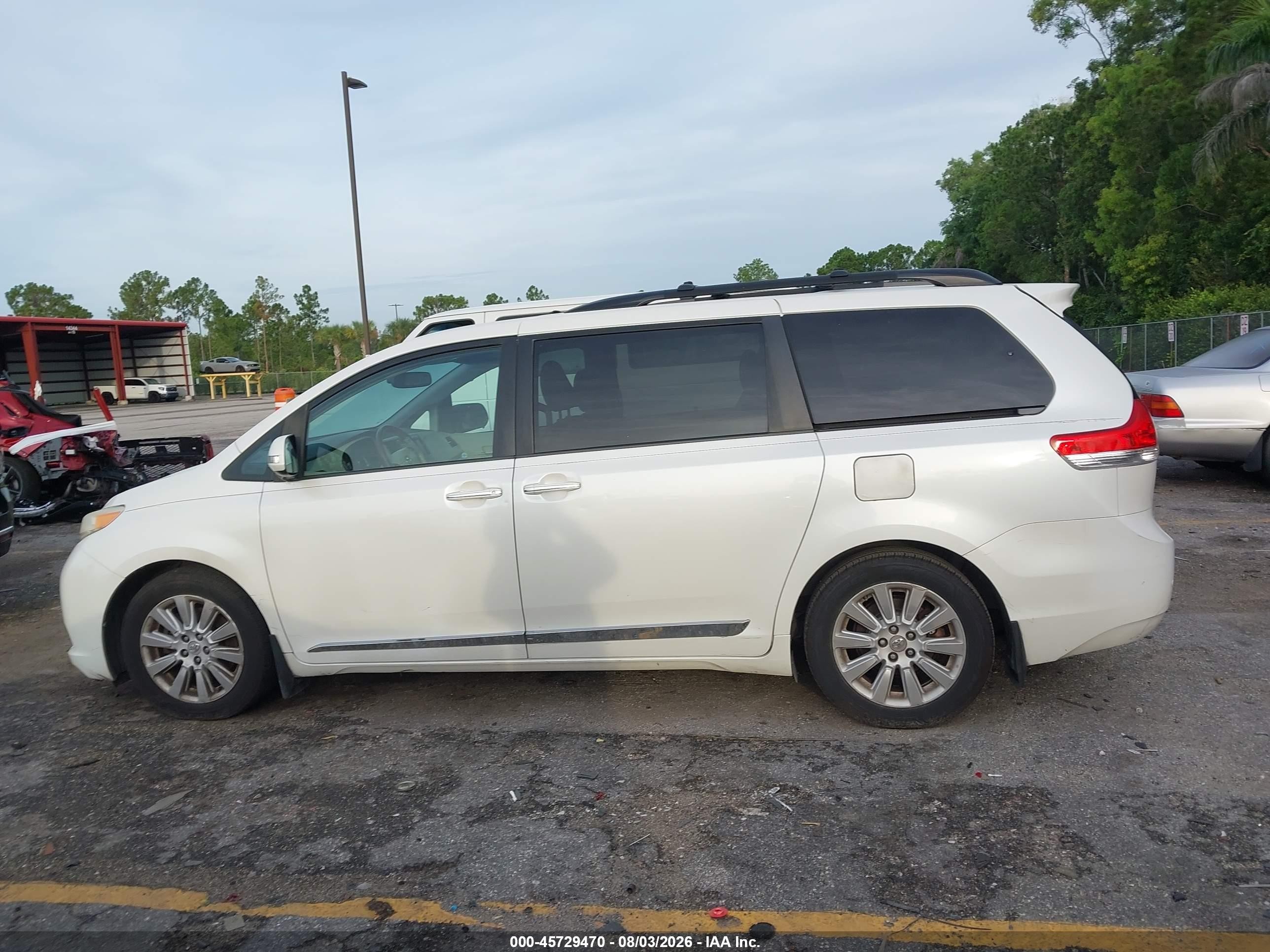 2014 Toyota Sienna Limited V6 7 Passenger Белый vin: 5TDYK3DC6ES456995