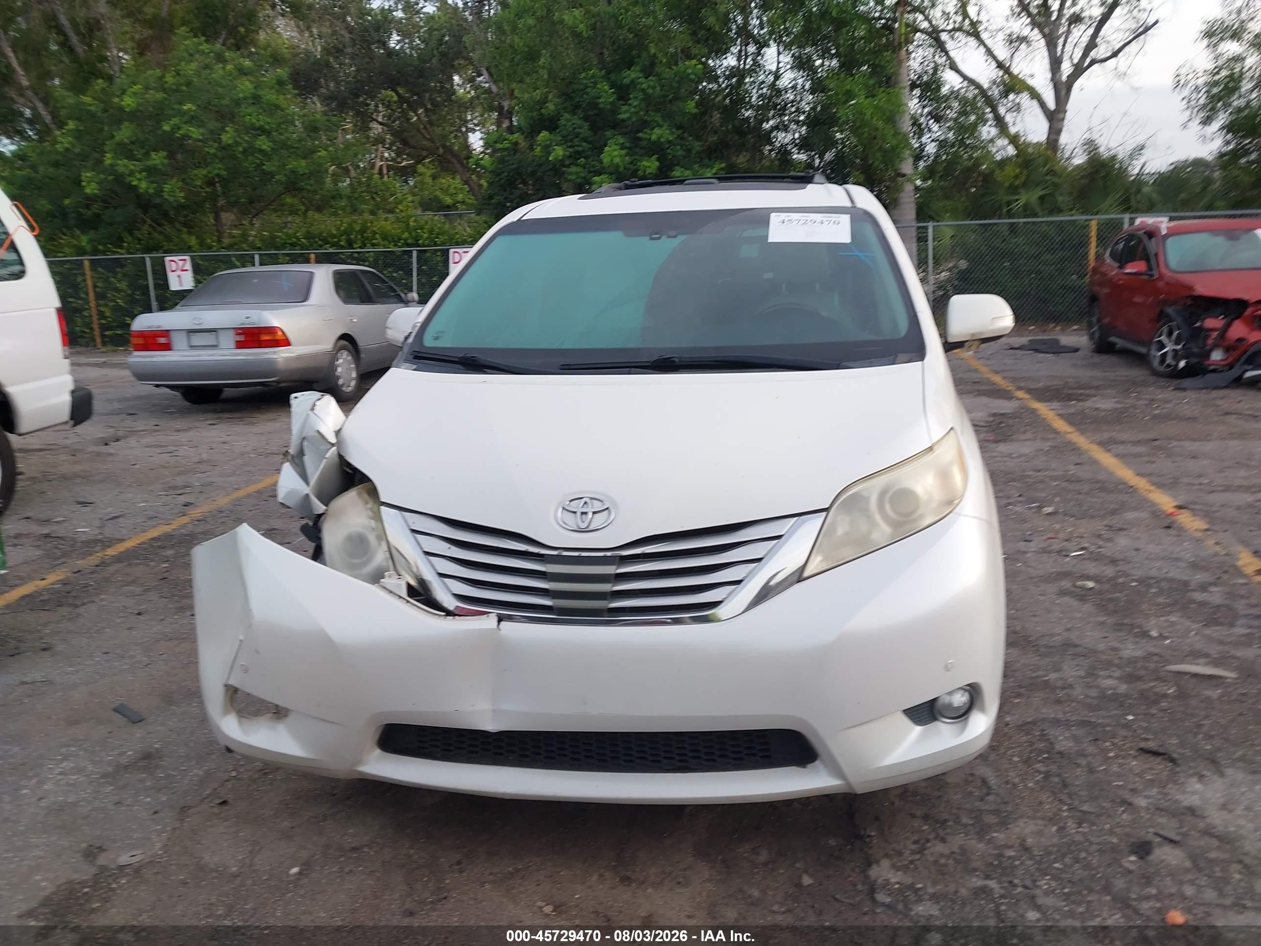 2014 Toyota Sienna Limited V6 7 Passenger Белый vin: 5TDYK3DC6ES456995