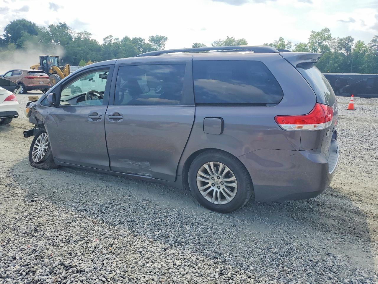 2014 Toyota Sienna Xle 8-passenger Gray vin: 5TDYK3DC6ES457998