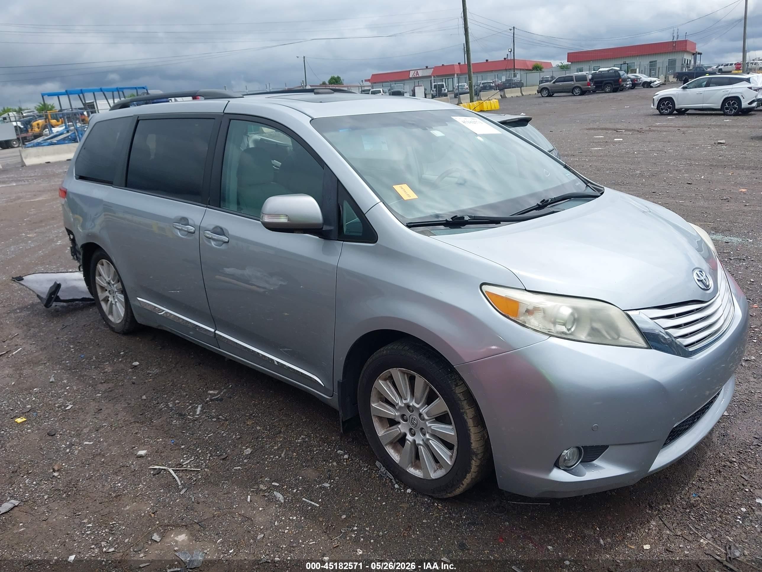2014 Toyota Sienna Limited V6 7 Passenger Teal vin: 5TDYK3DC6ES460531