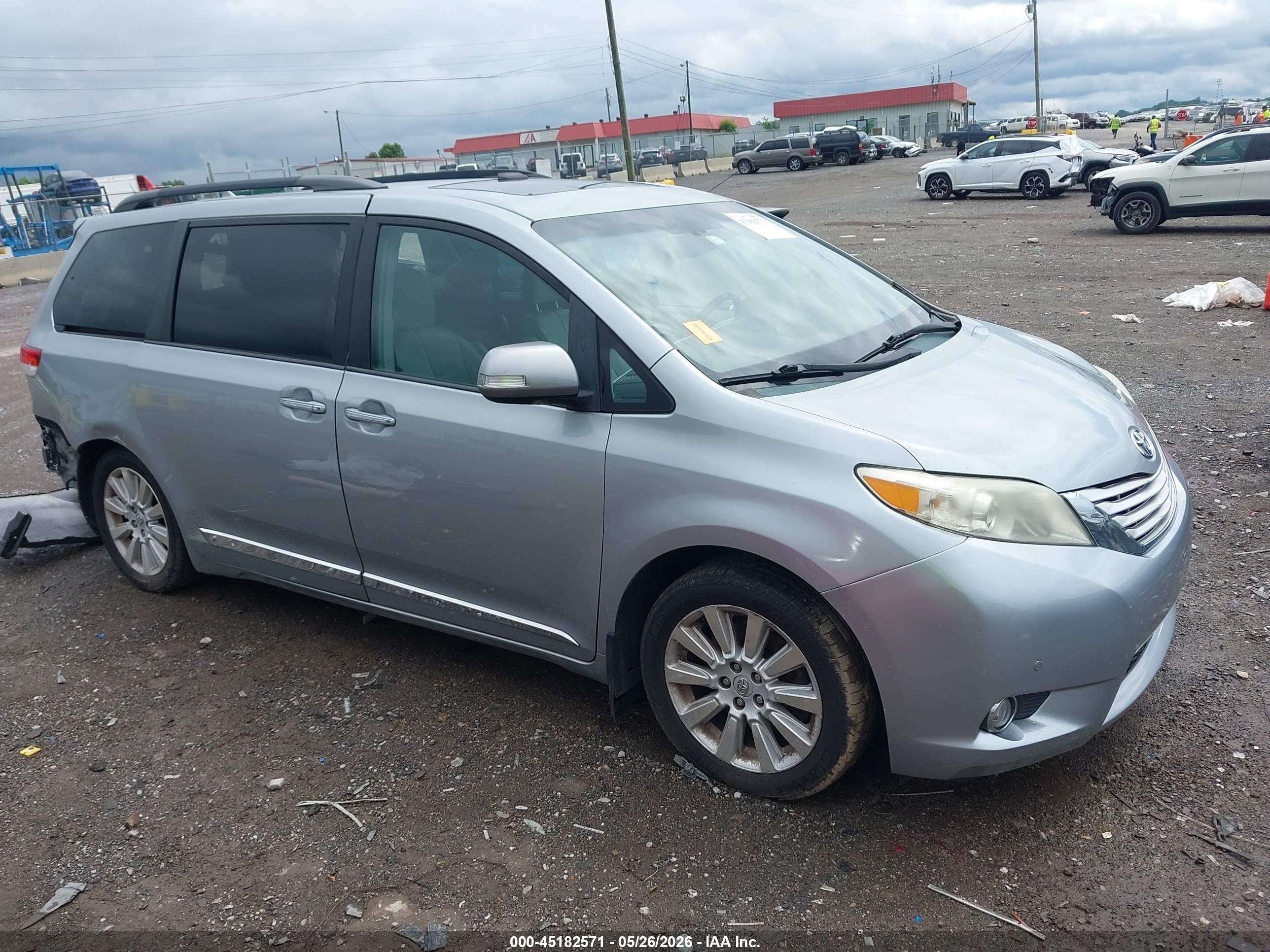 2014 Toyota Sienna Limited V6 7 Passenger Бирюзовый vin: 5TDYK3DC6ES460531