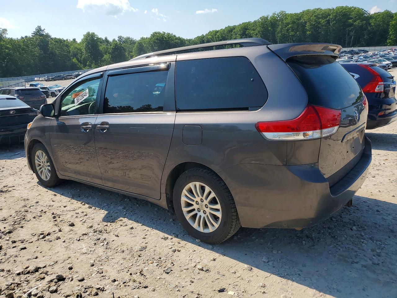 2014 Toyota Sienna Xle 8-passenger Gray vin: 5TDYK3DC6ES490676