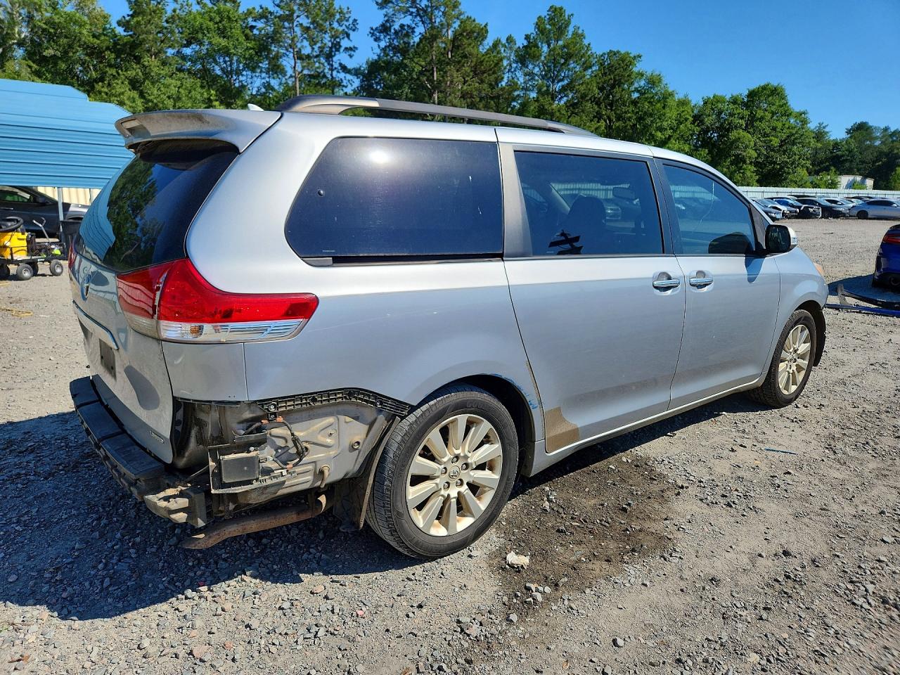 2014 Toyota Sienna Limited 7-passenger Silver vin: 5TDYK3DC6ES493402