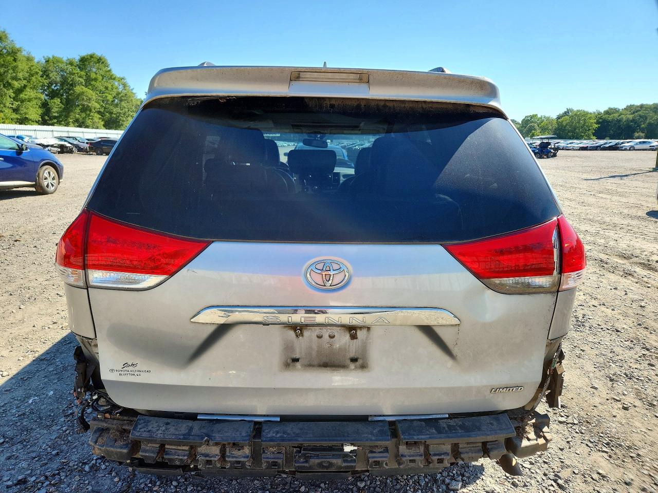 2014 Toyota Sienna Limited 7-passenger Silver vin: 5TDYK3DC6ES493402