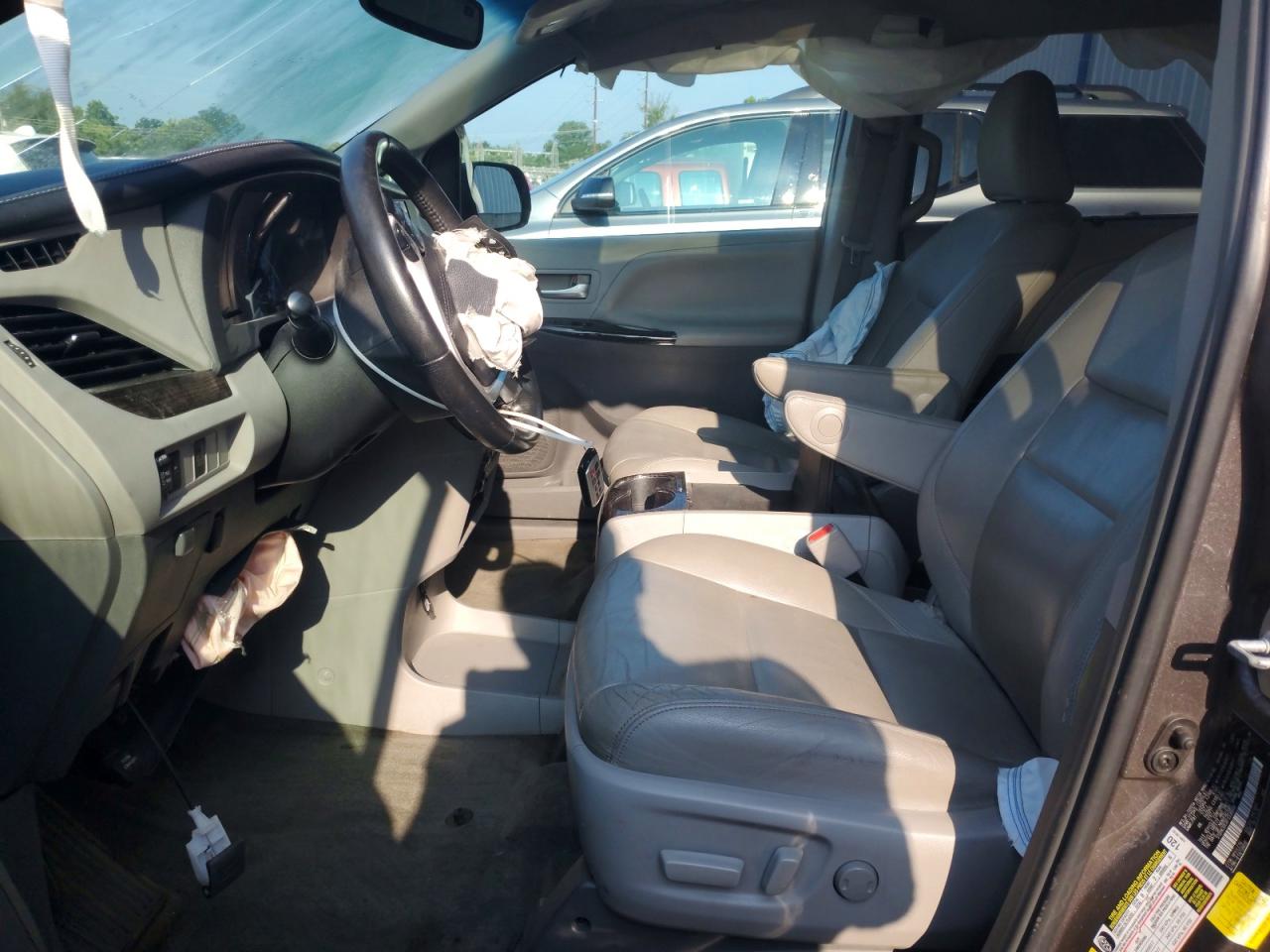 2015 Toyota Sienna Xle 8-passenger Gray vin: 5TDYK3DC6FS530966