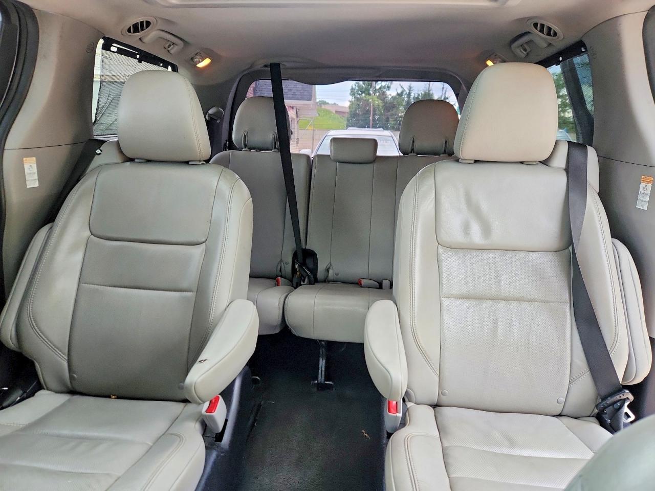 2015 Toyota Sienna Limited 7-passenger Gray vin: 5TDYK3DC6FS572960