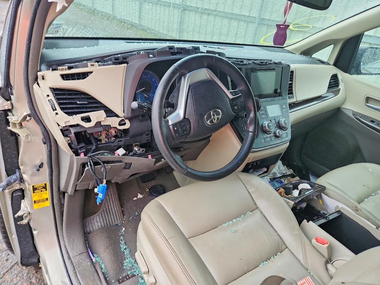 2015 Toyota Sienna Xle 8-passenger Beige vin: 5TDYK3DC6FS634132