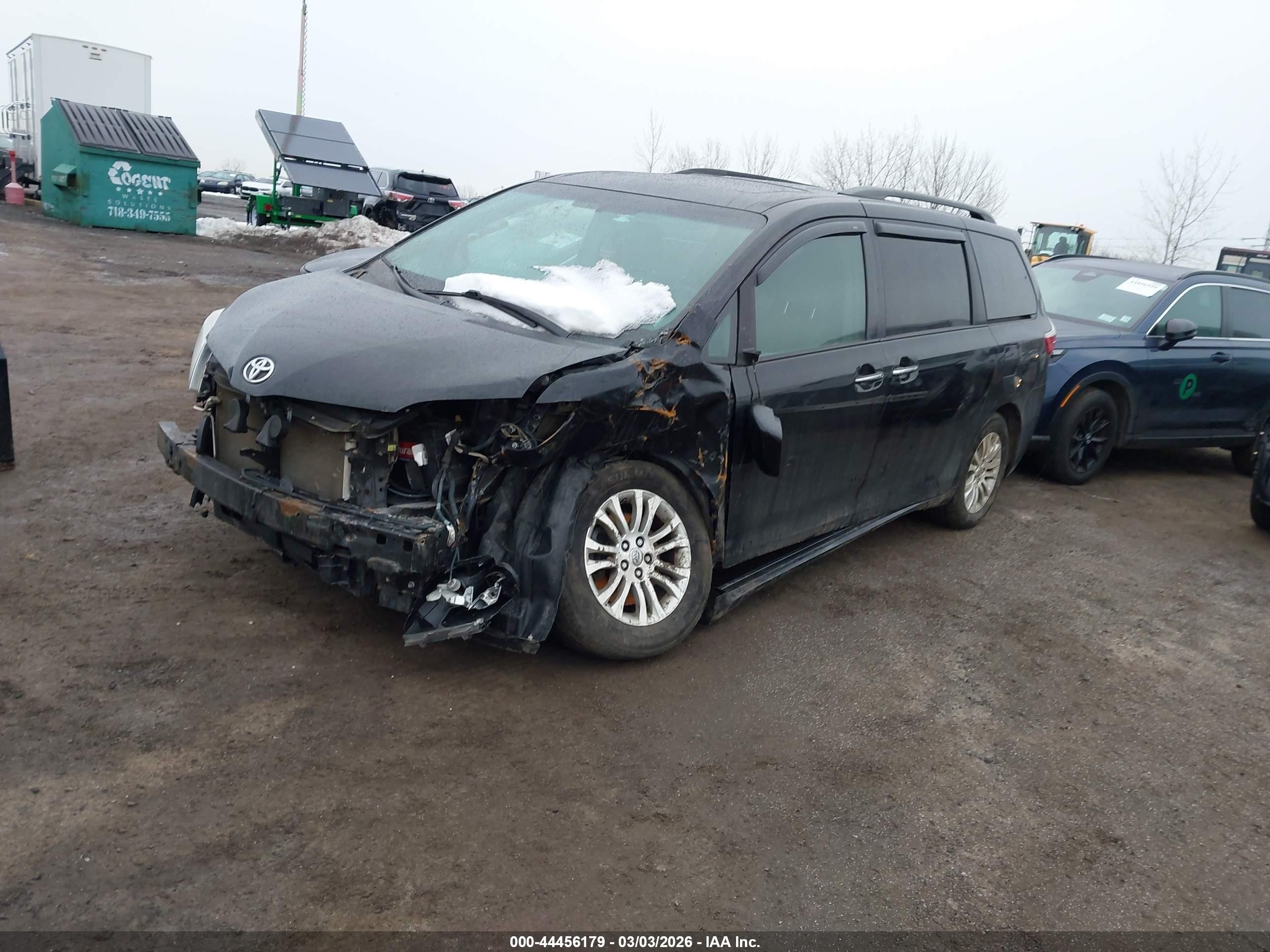 2015 Toyota Sienna Xle 8 Passenger Black vin: 5TDYK3DC6FS661671