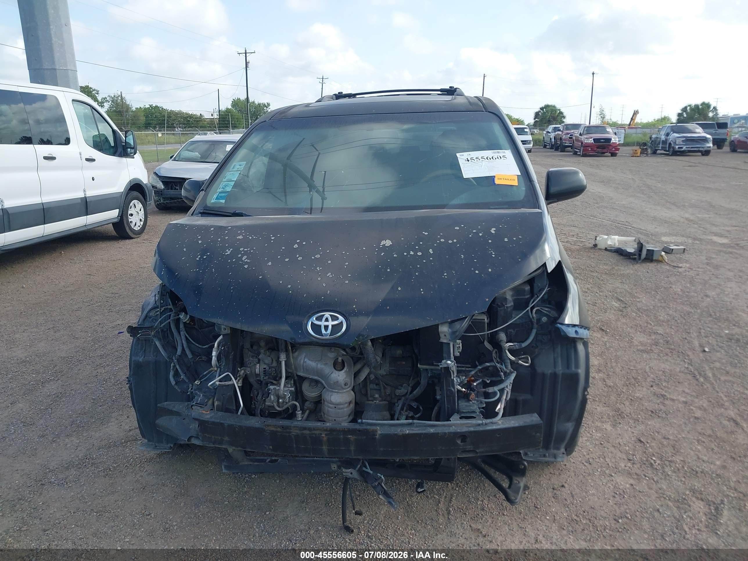 2011 Toyota Sienna Xle V6 Black vin: 5TDYK3DC7BS168463