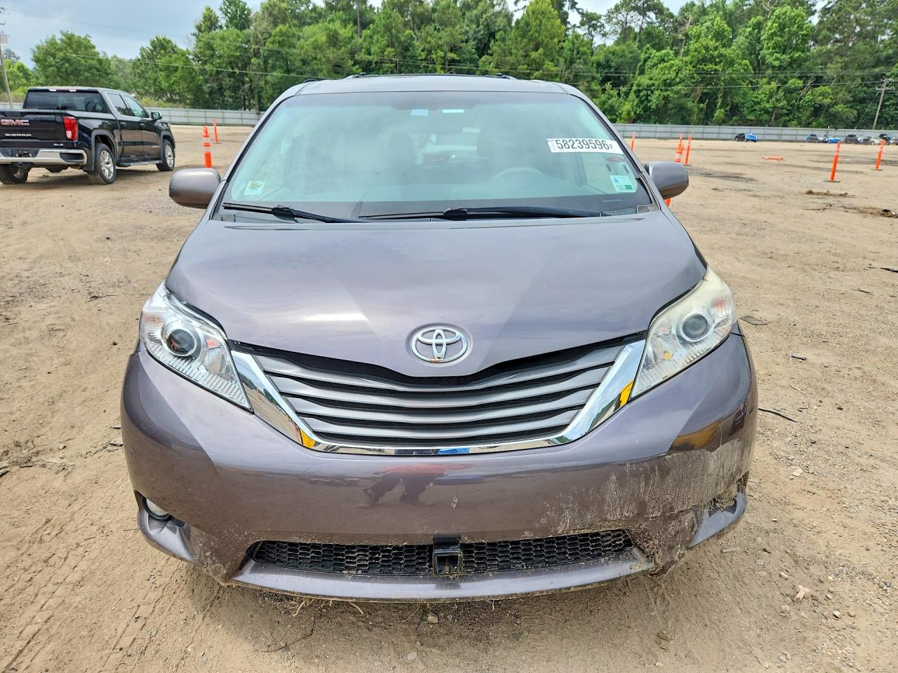 2012 Toyota Sienna Xle 8-passenger Gray vin: 5TDYK3DC7CS193865