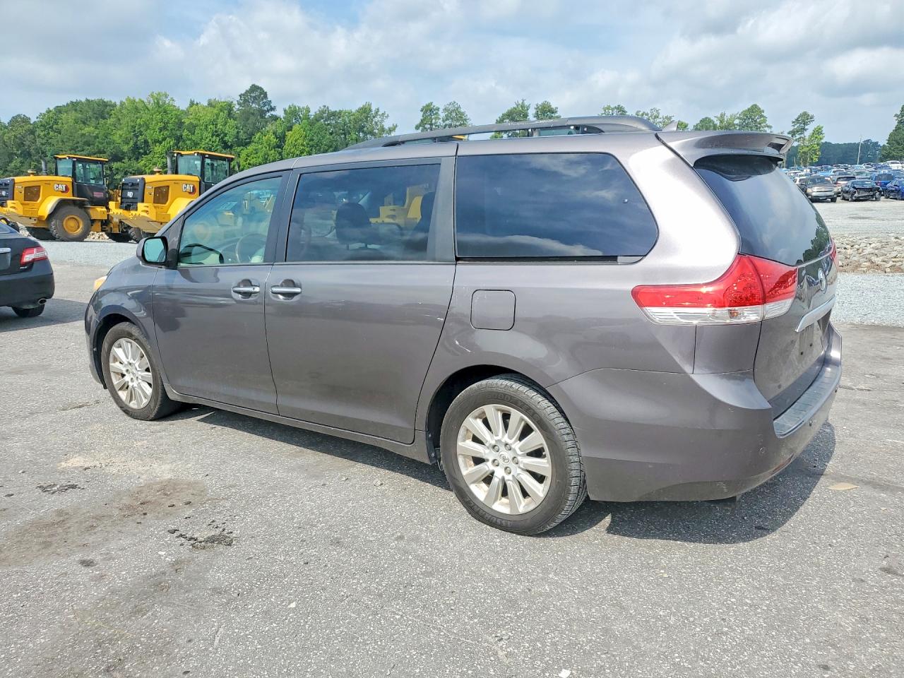 2012 Toyota Sienna Limited 7-passenger Gray vin: 5TDYK3DC7CS259265