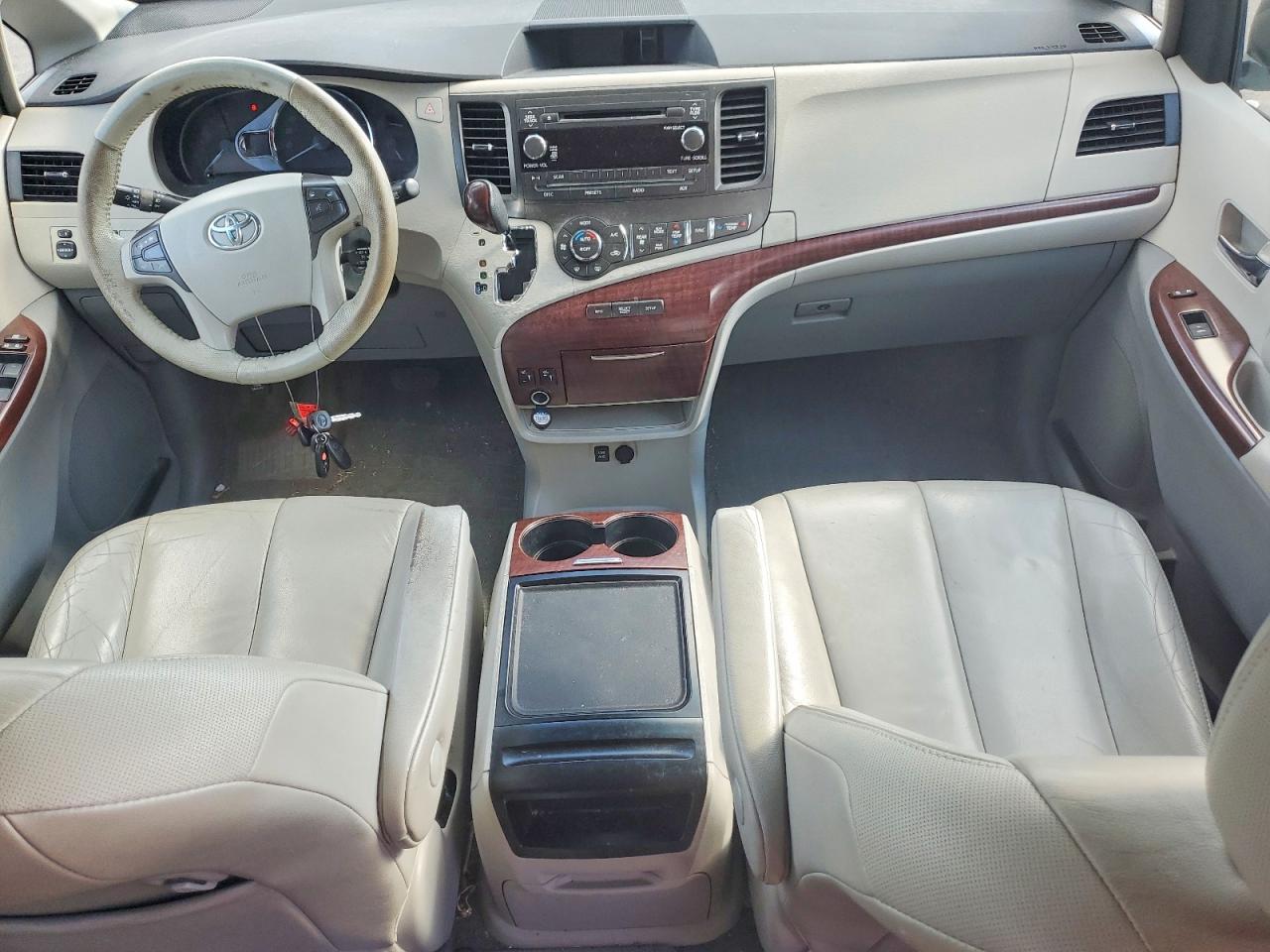 2012 Toyota Sienna Xle 8-passenger Gray vin: 5TDYK3DC7CS273344