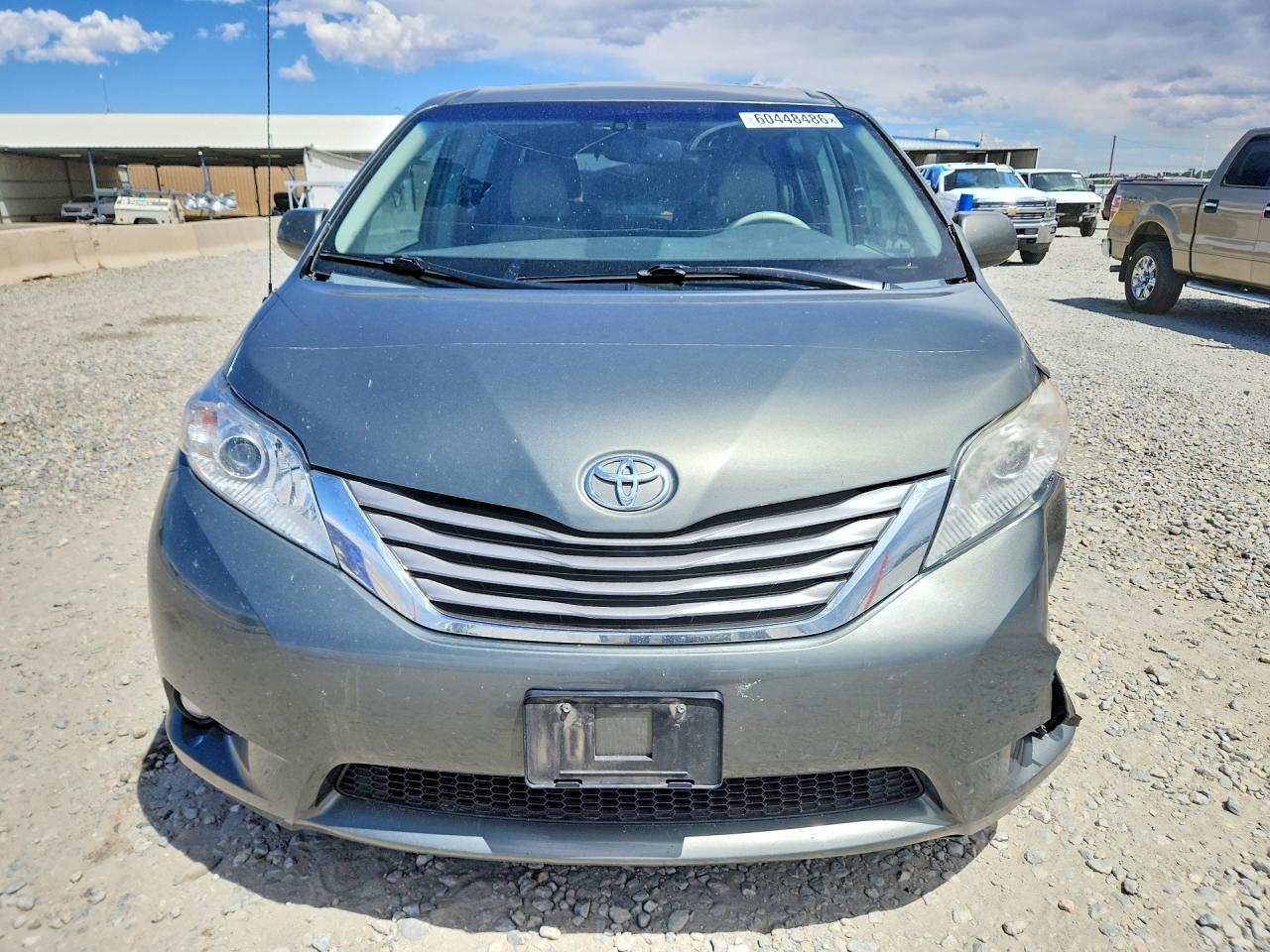 2012 Toyota Sienna Xle 8-passenger Gray vin: 5TDYK3DC7CS278589