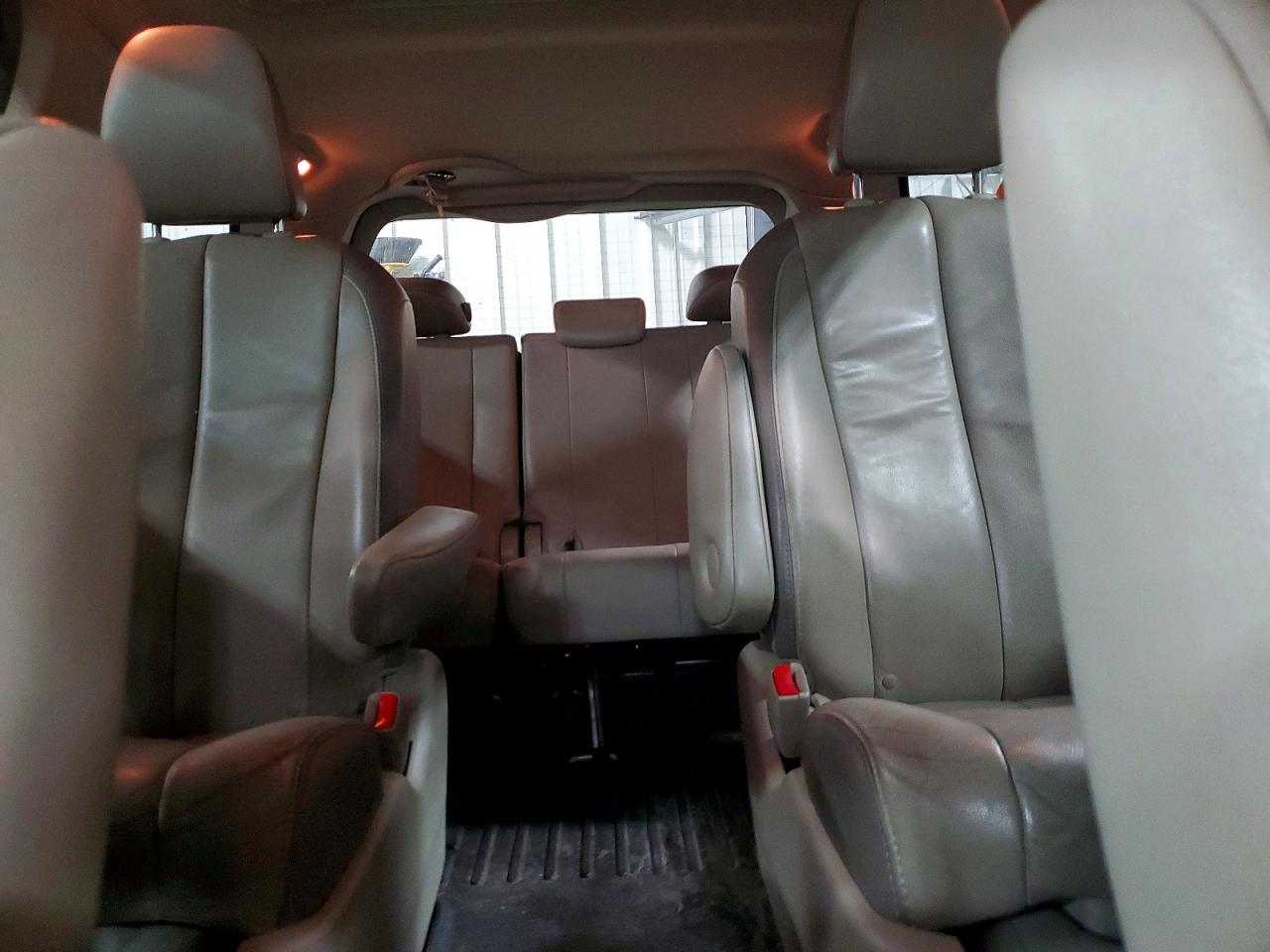2013 Toyota Sienna Limited 7-passenger White vin: 5TDYK3DC7DS311379