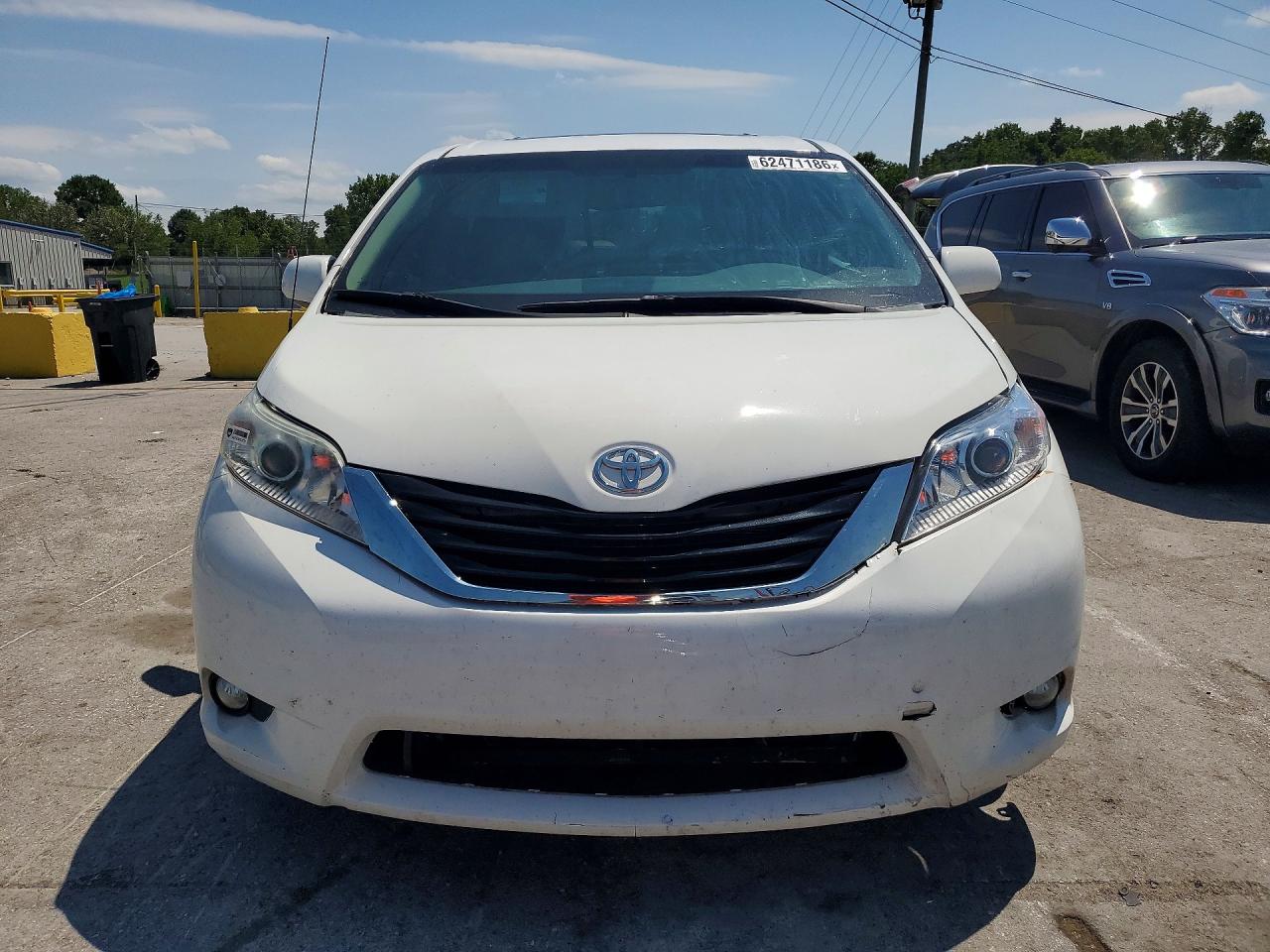 2013 Toyota Sienna Xle 8-passenger White vin: 5TDYK3DC7DS320616