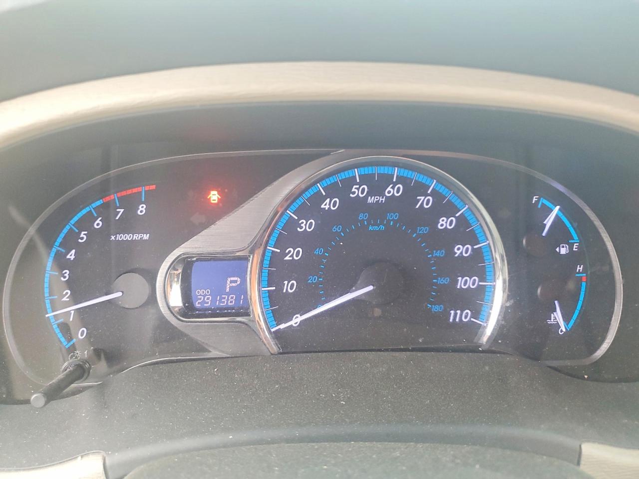 2013 Toyota Sienna Красный vin: 5TDYK3DC7DS359352